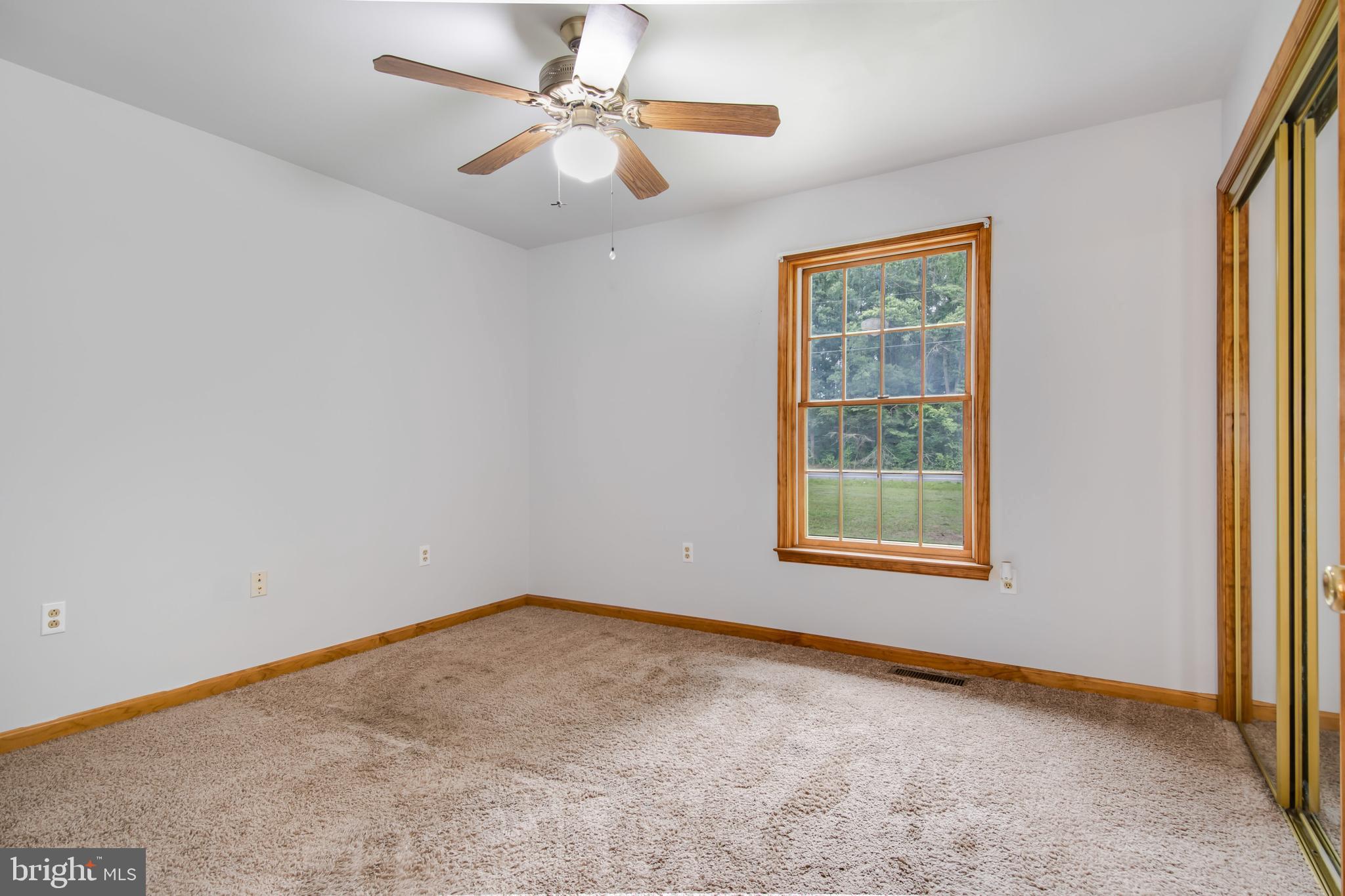 COUNTRYSIDE - Residential