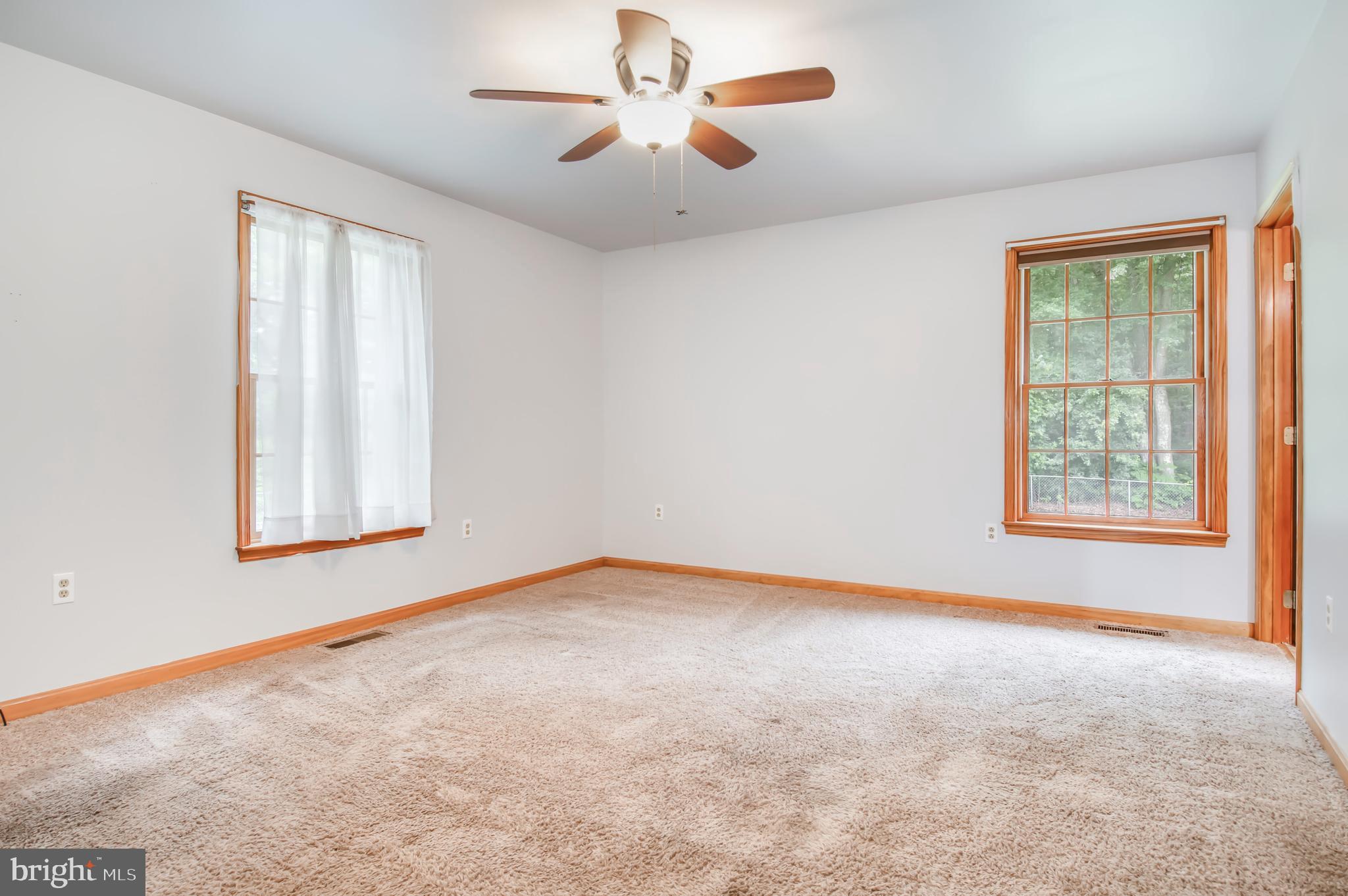 COUNTRYSIDE - Residential