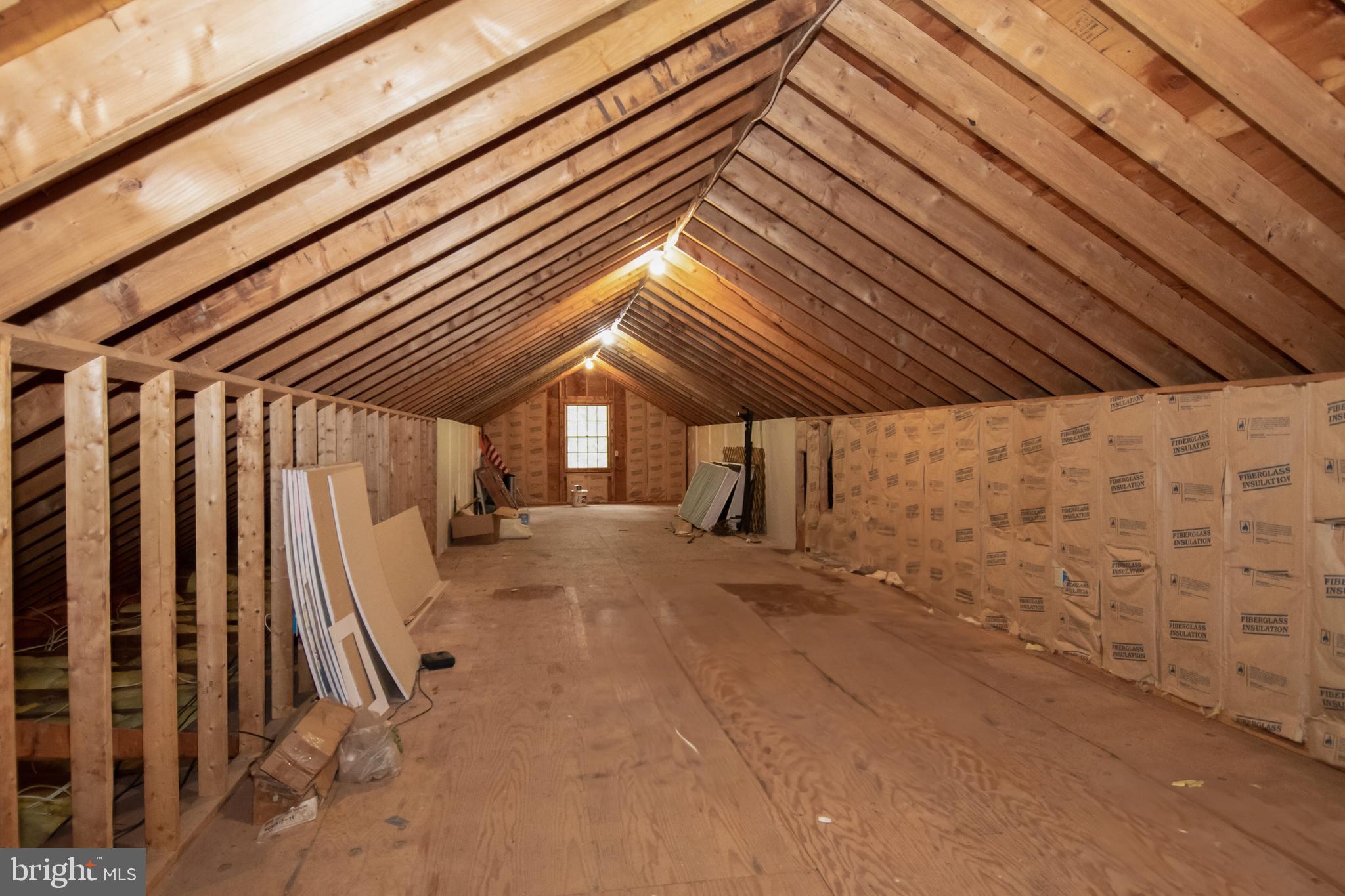 COUNTRYSIDE - Residential