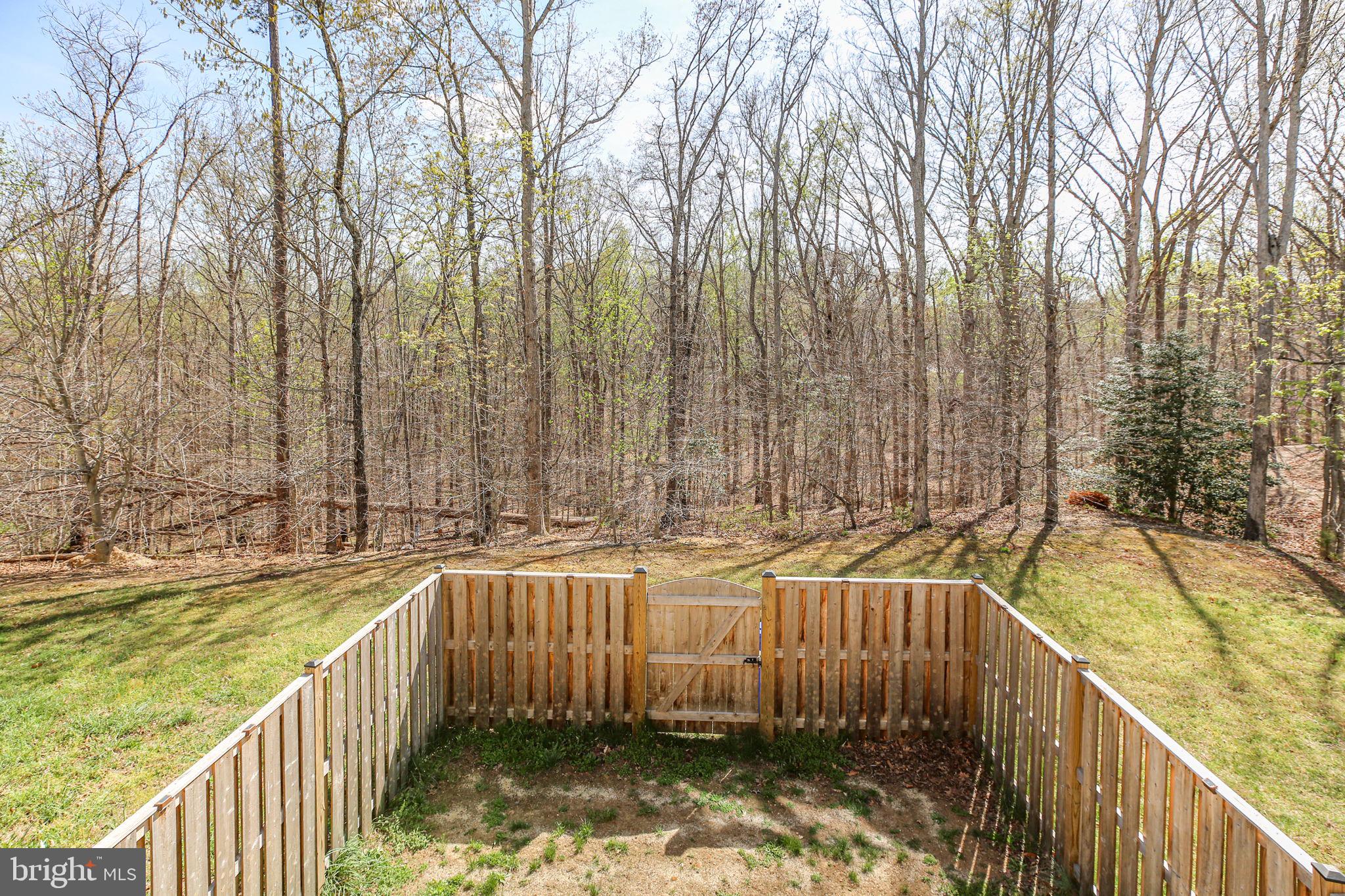 LAFAYETTE CROSSING - Residential