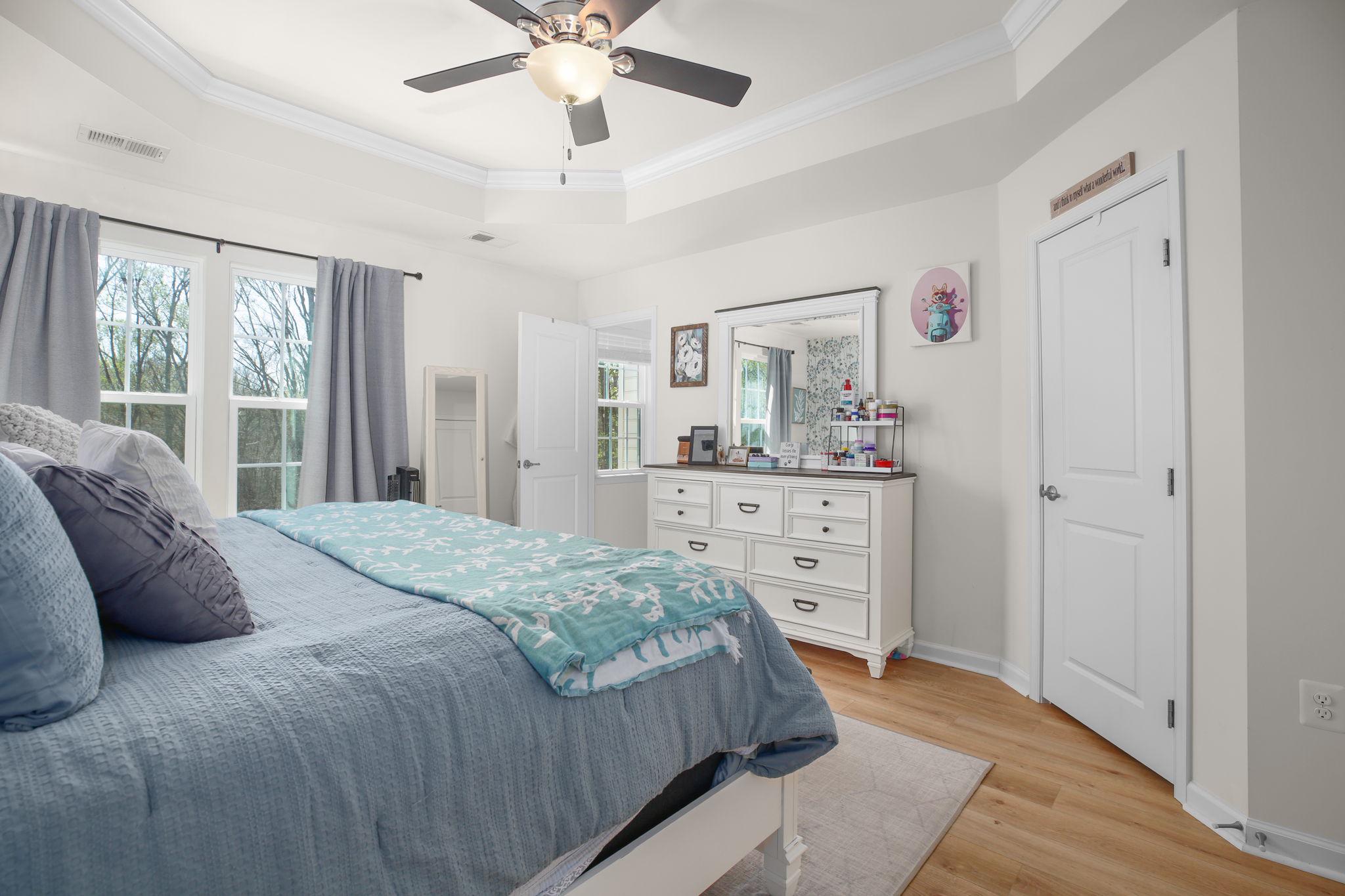 LAFAYETTE CROSSING - Residential