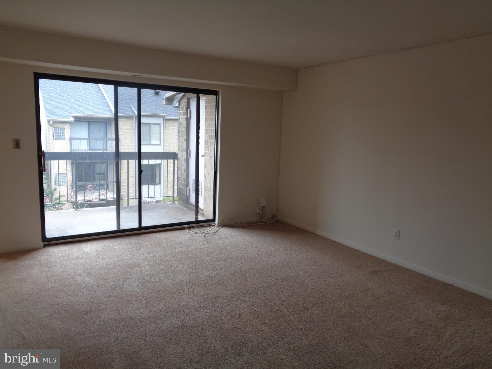6 BAILIFFS COURT 301