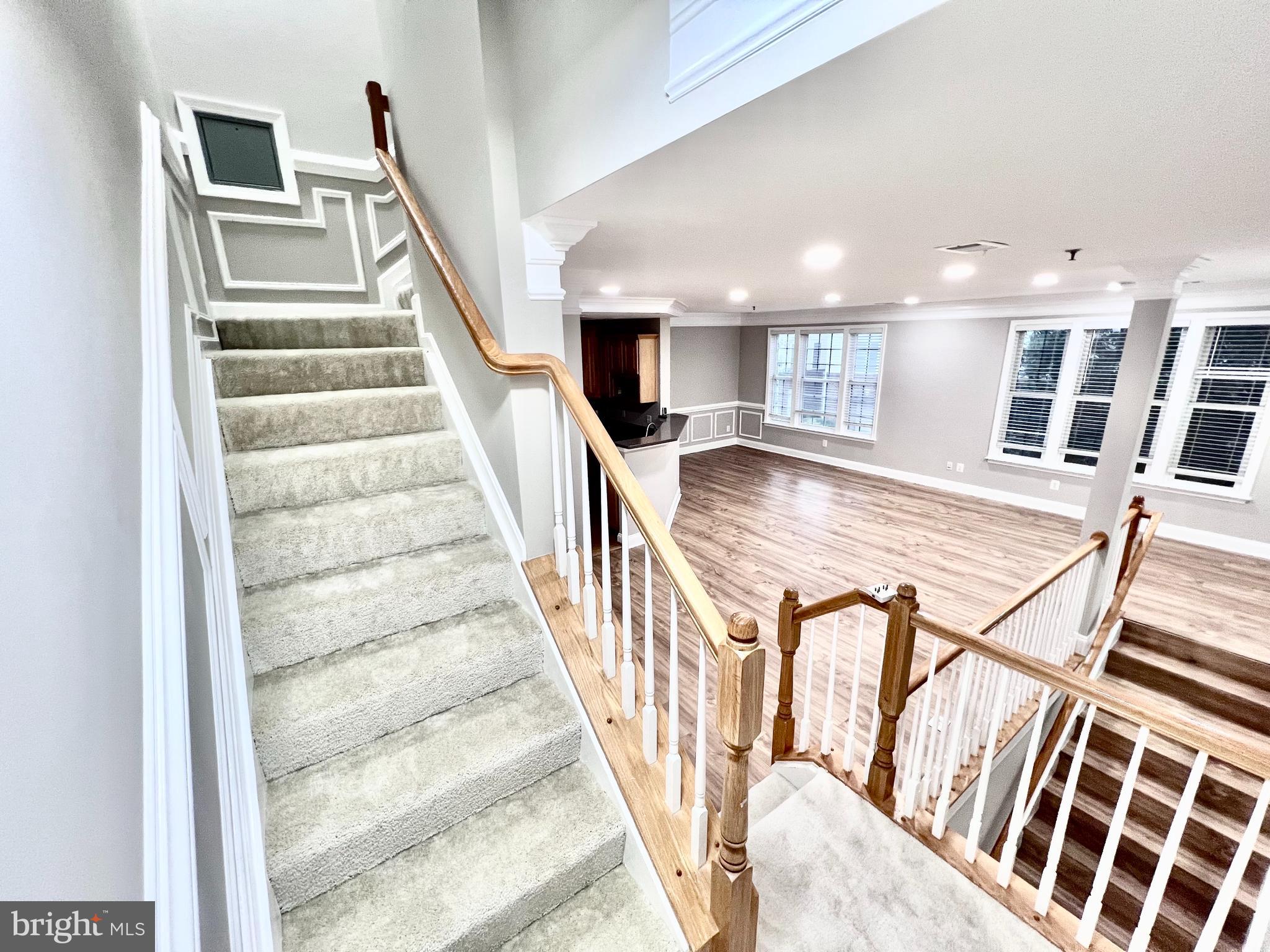 GROVETON WOODS - Residential