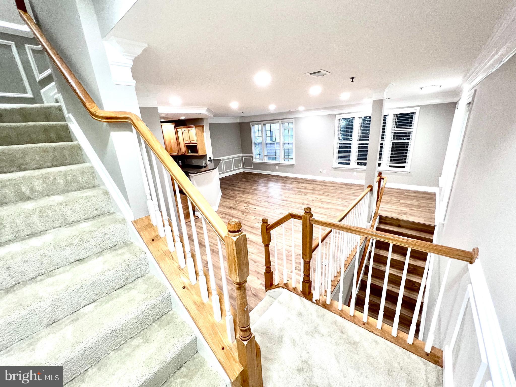 GROVETON WOODS - Residential