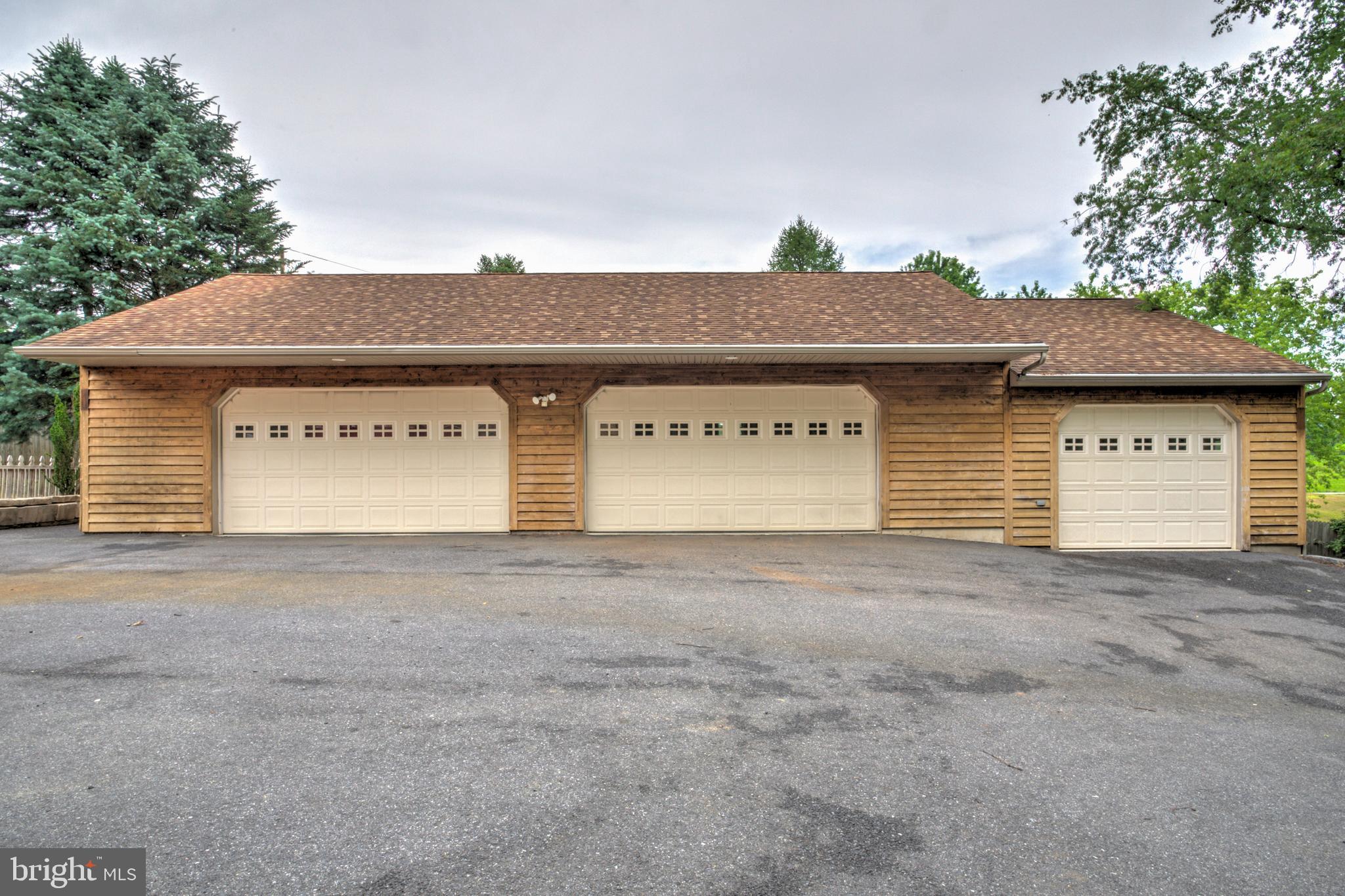 1175 S MEADOW LANE