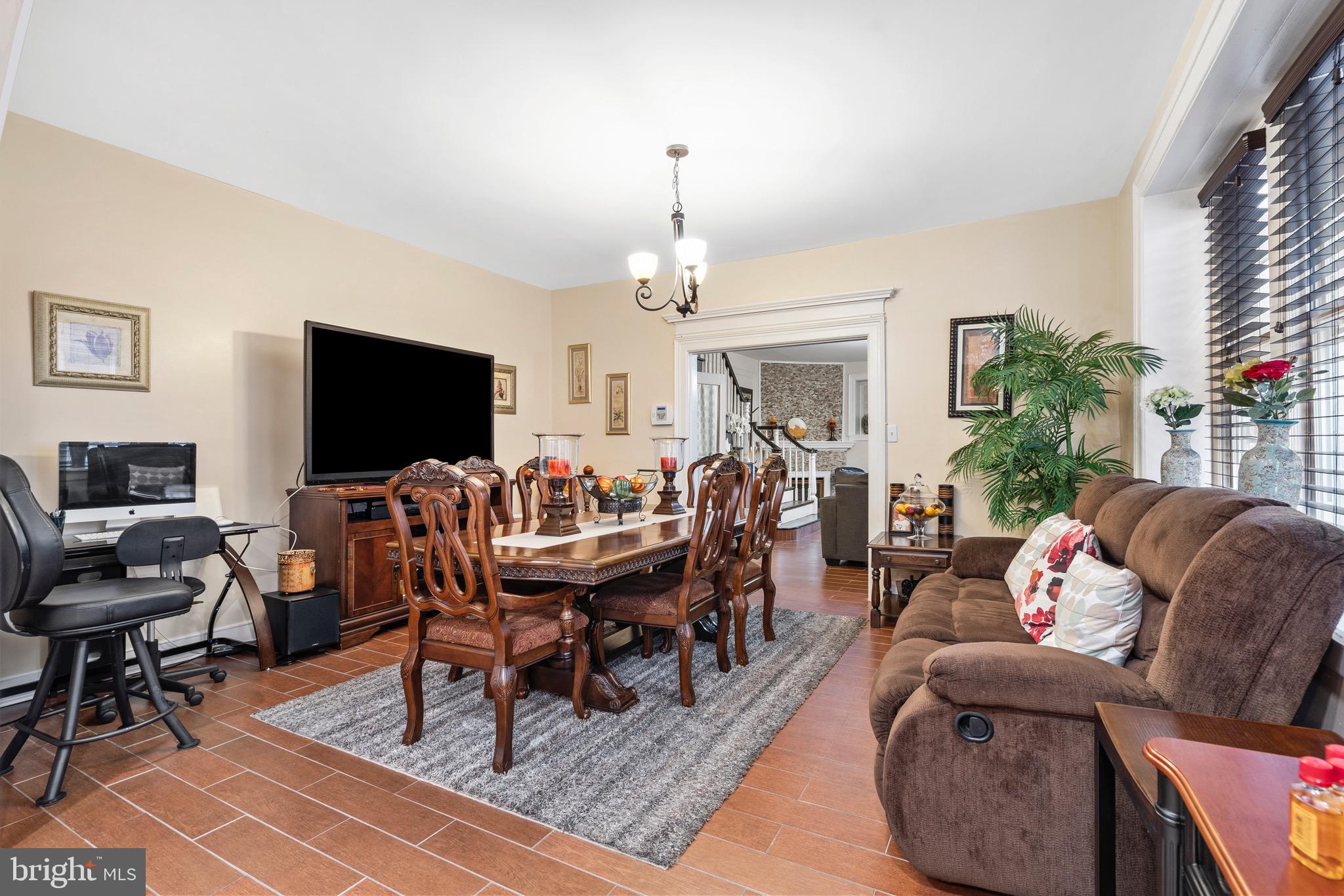 COBBS CREEK - Residential