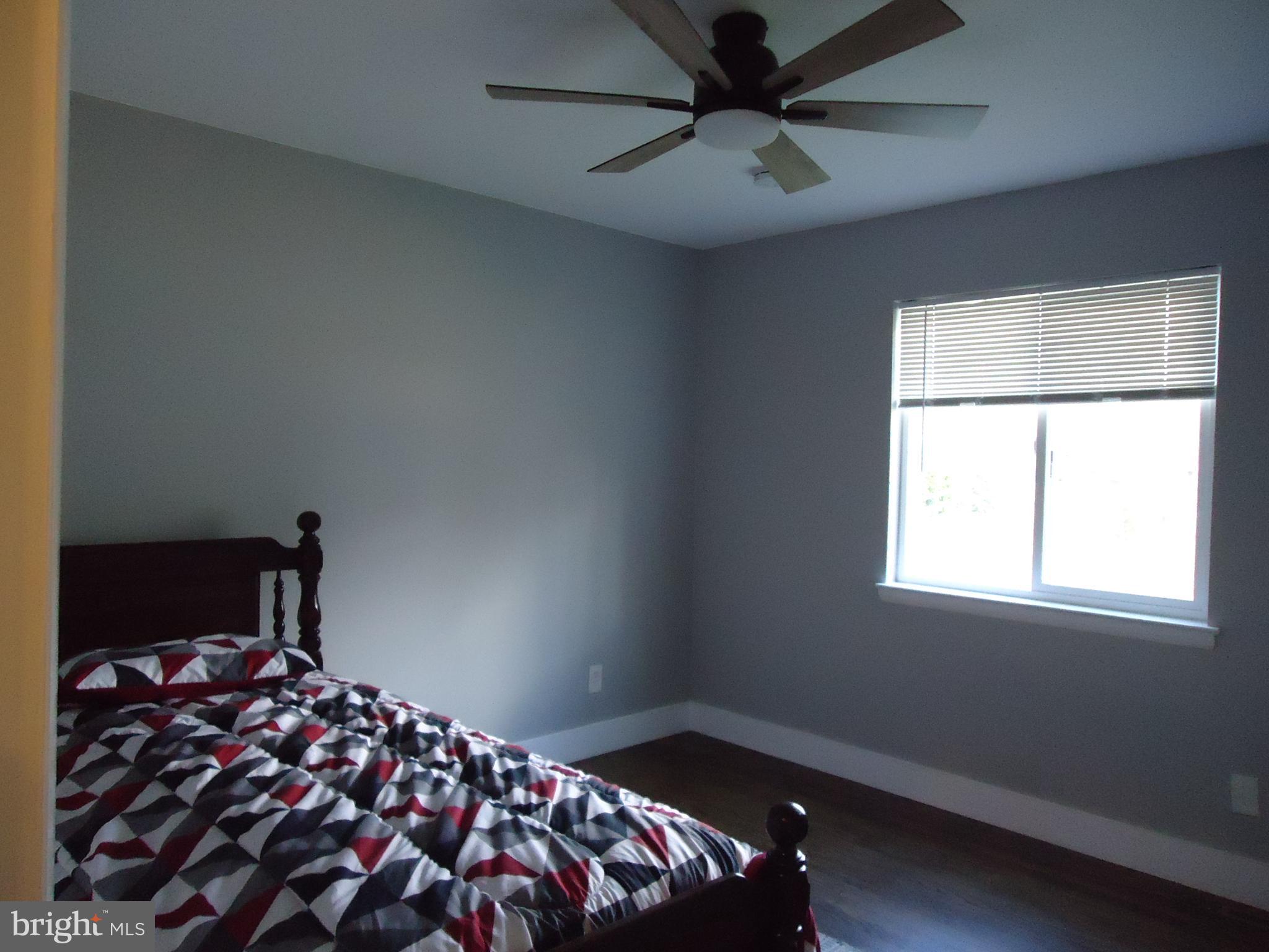 LONGFELLOW - Residential Lease