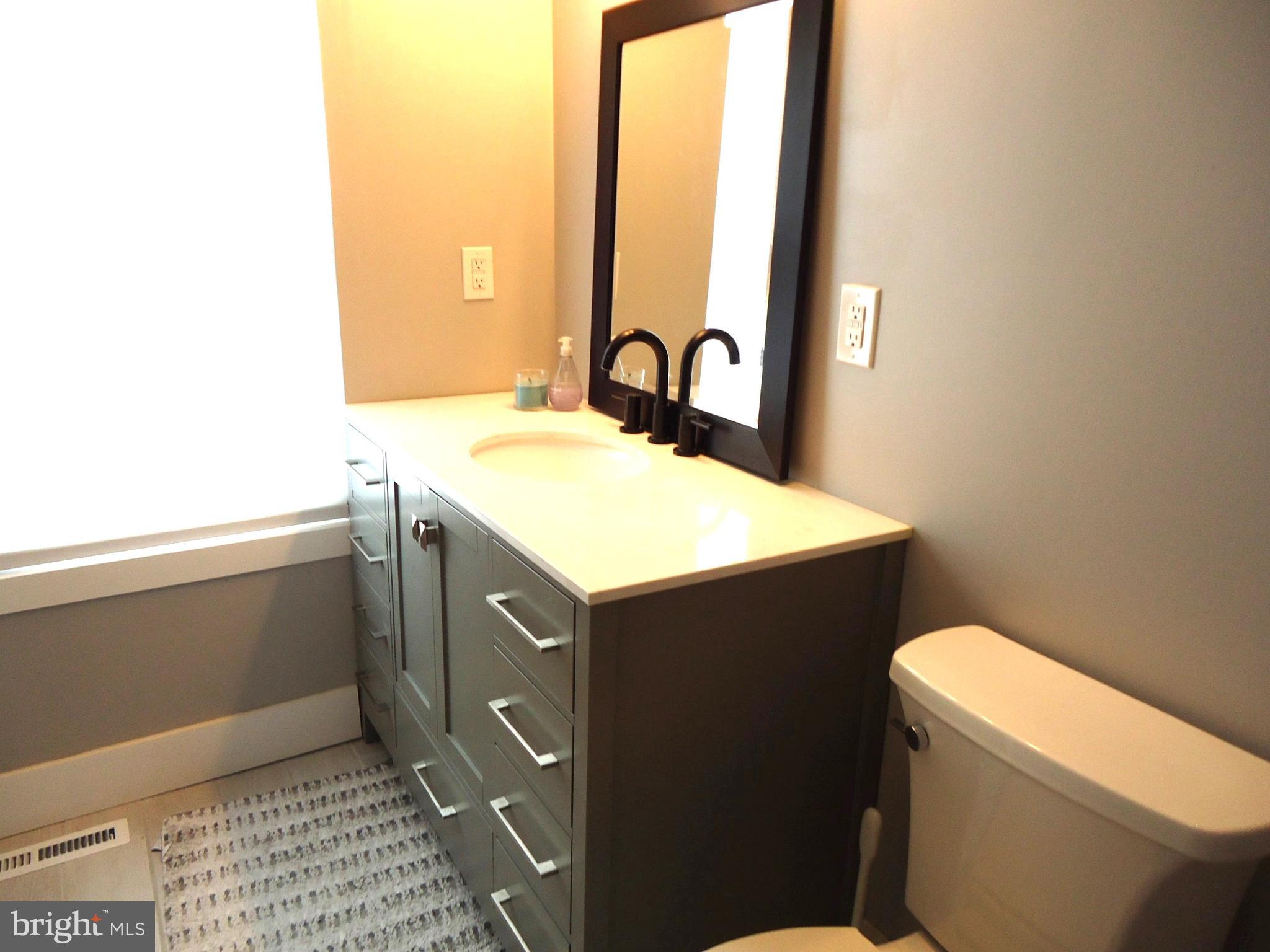 LONGFELLOW - Residential Lease