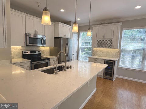 Photo of 3021 Nicosh Circle #1301, FALLS CHURCH, VA 22042 (MLS # VAFX2318500)