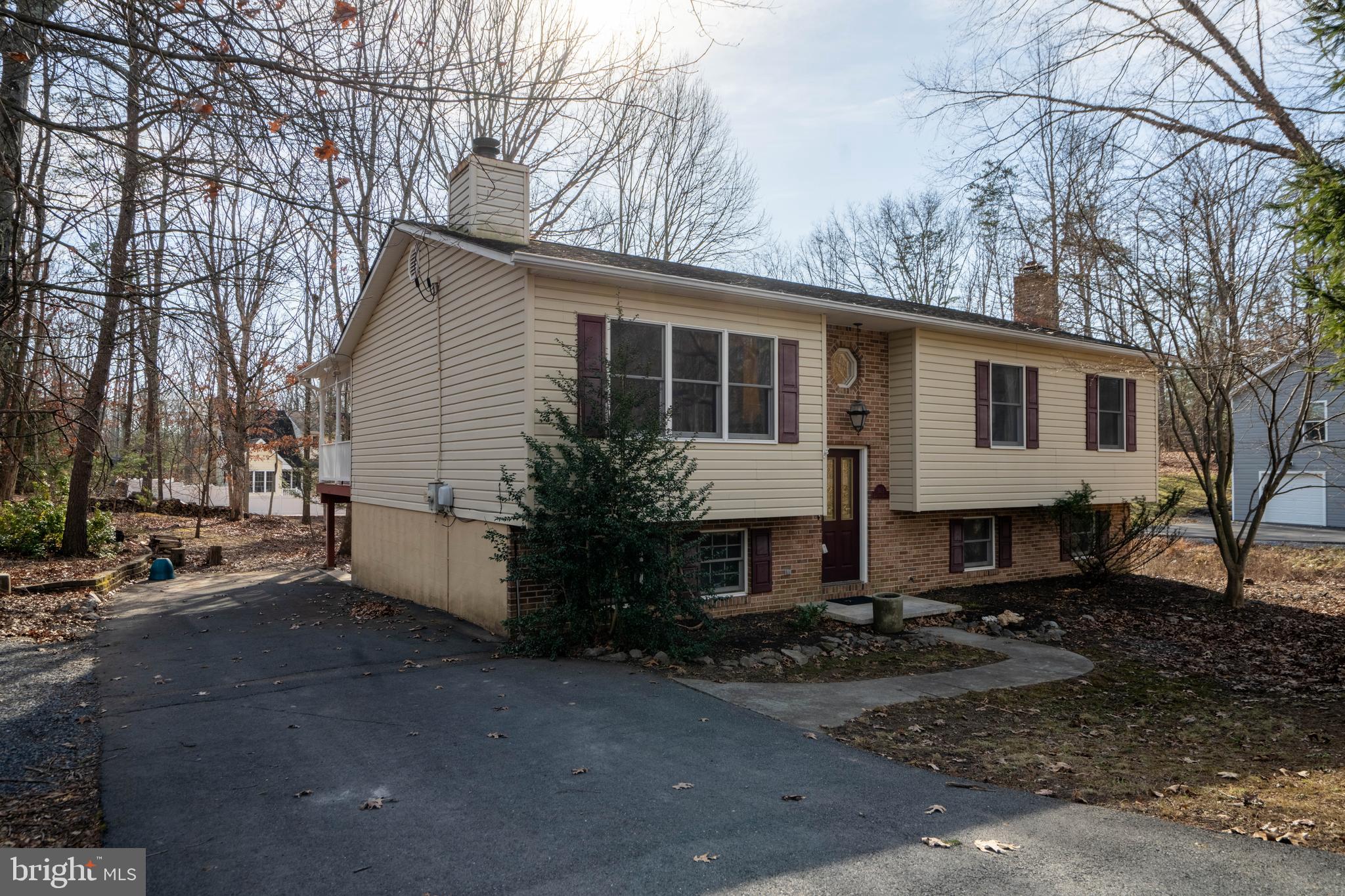 LAKE HOLIDAY ESTATES - Residential