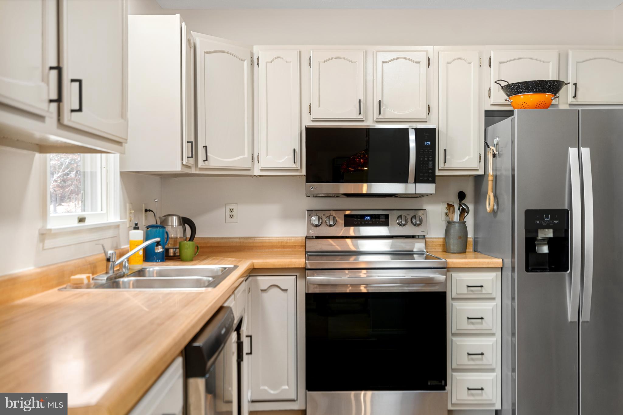 LAKE HOLIDAY ESTATES - Residential