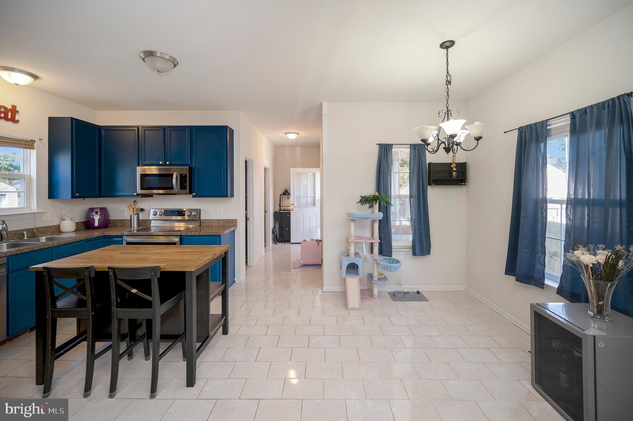 SYLVANIA HEIGHTS - Residential