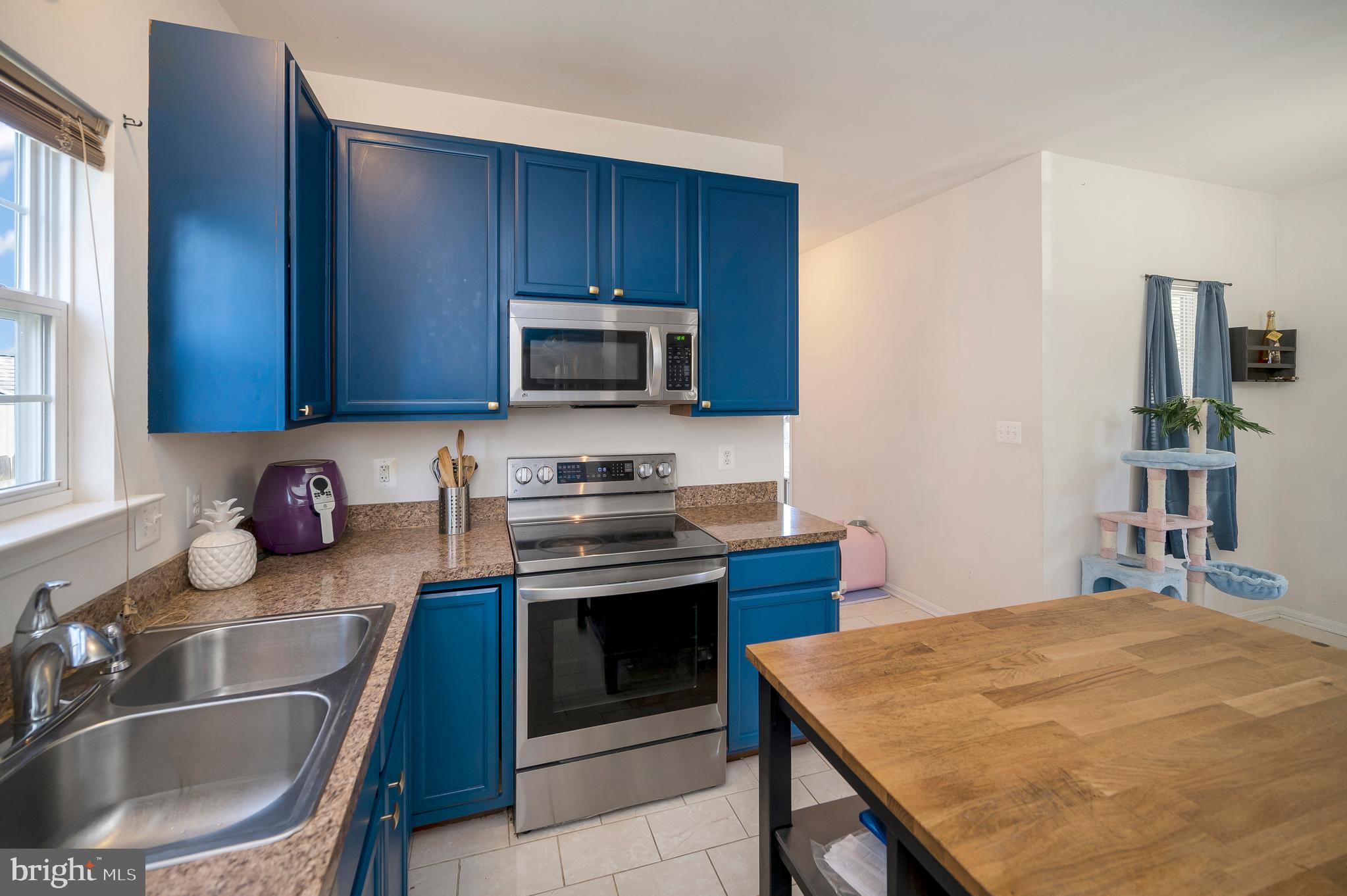 SYLVANIA HEIGHTS - Residential