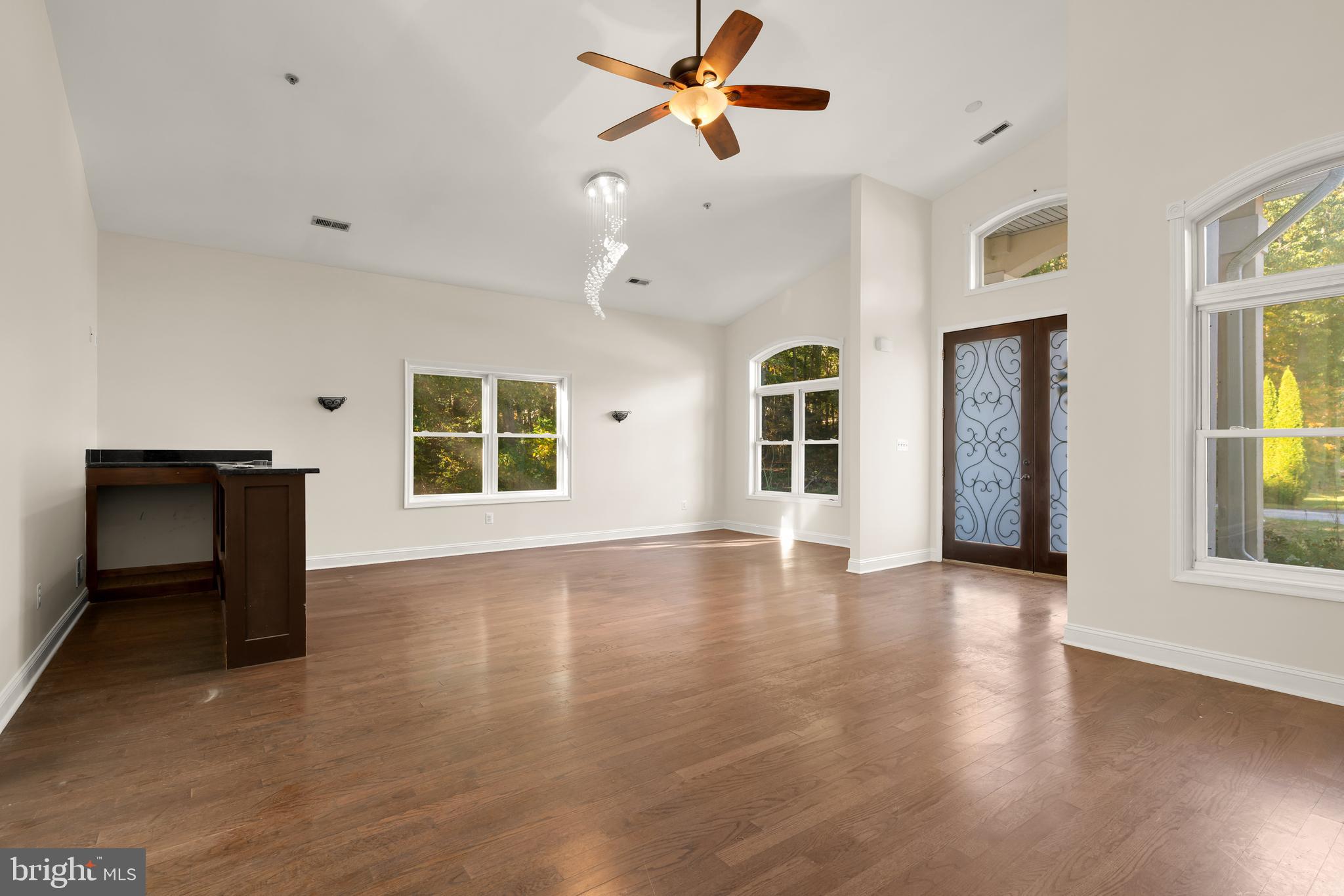 THOMPSON FARMS - Residential