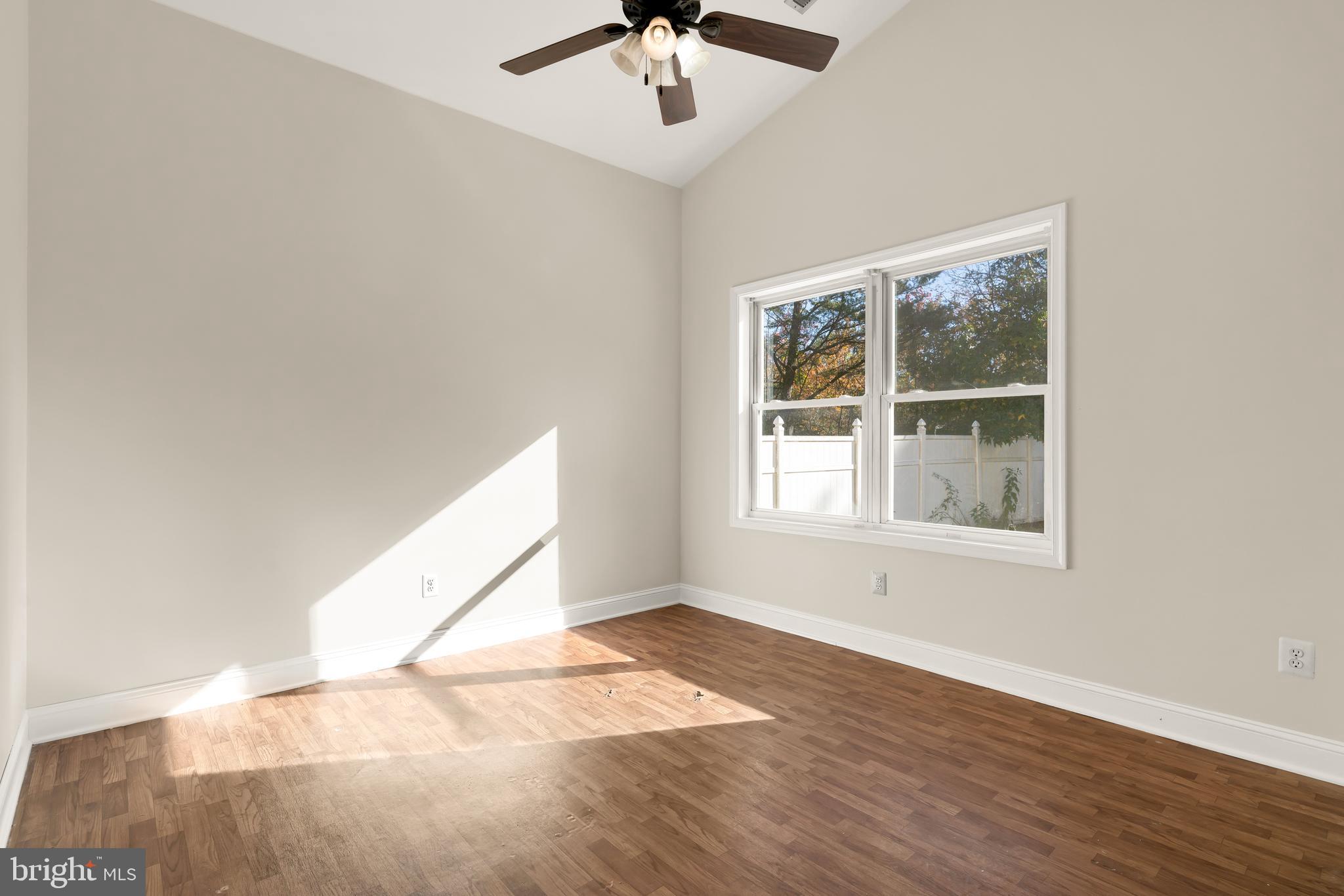 THOMPSON FARMS - Residential