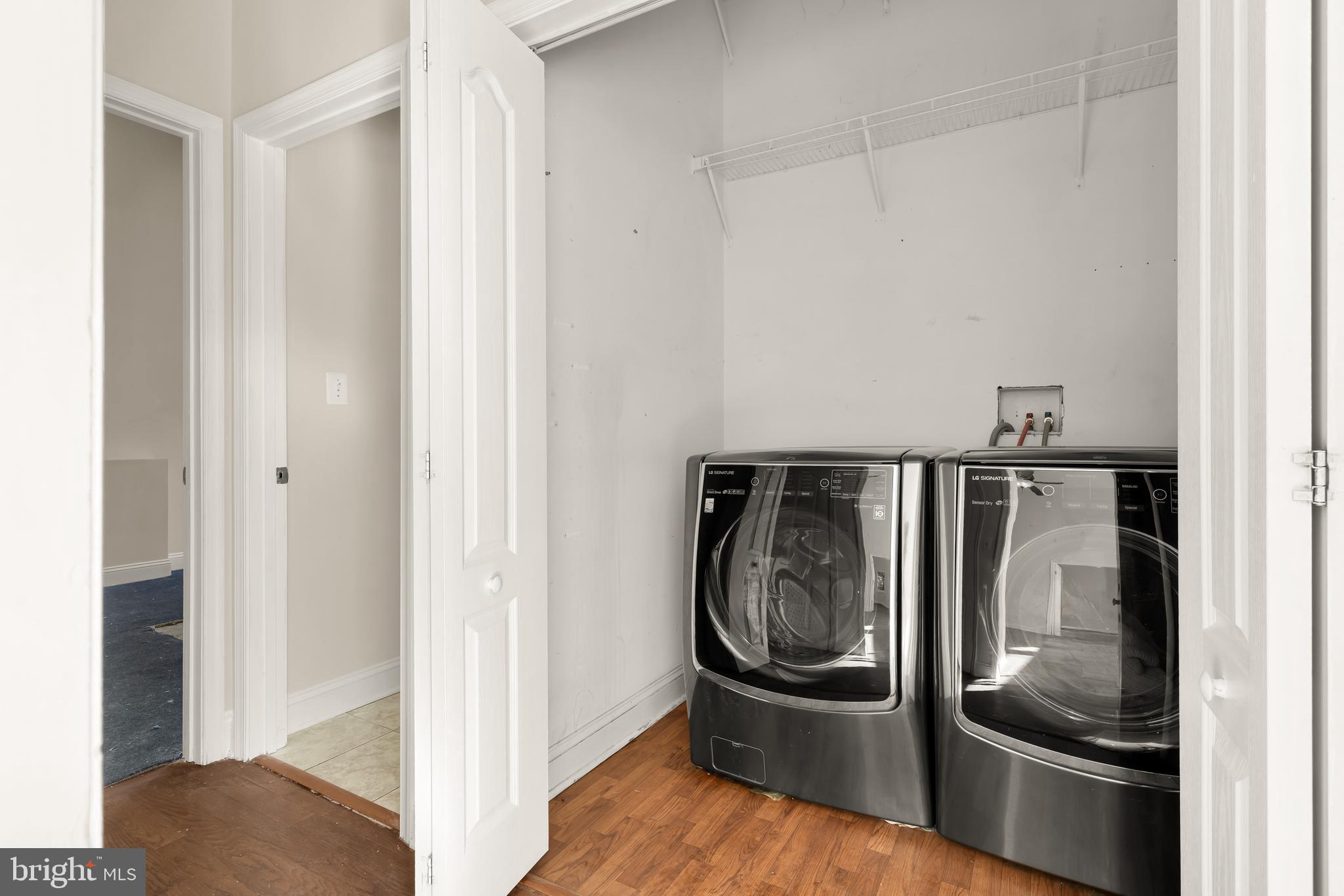 THOMPSON FARMS - Residential