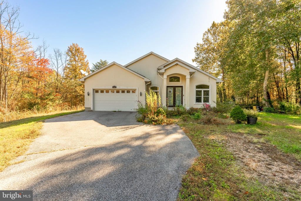 Photo of 1207 Thompson Avenue, SEVERN, MD 21144 (MLS # MDAA2129658)