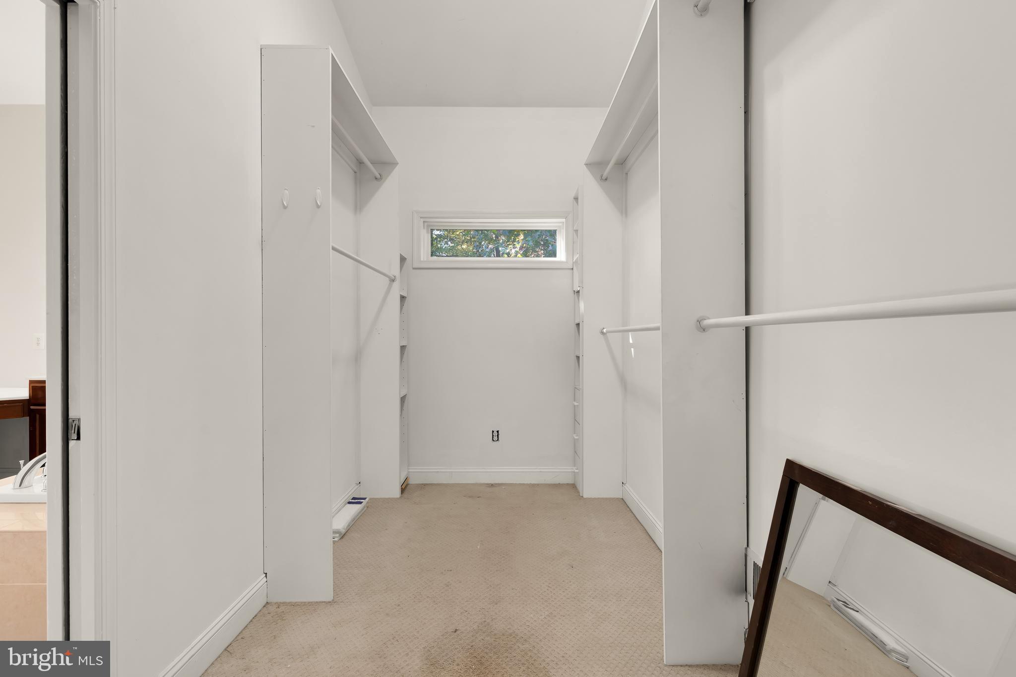 THOMPSON FARMS - Residential