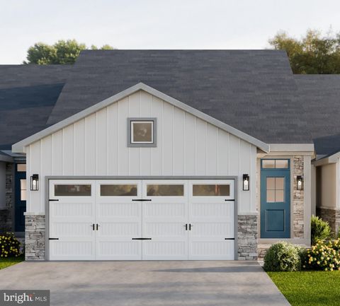 4336 HEATHER LANE 11 COLUMBIA PA 17512