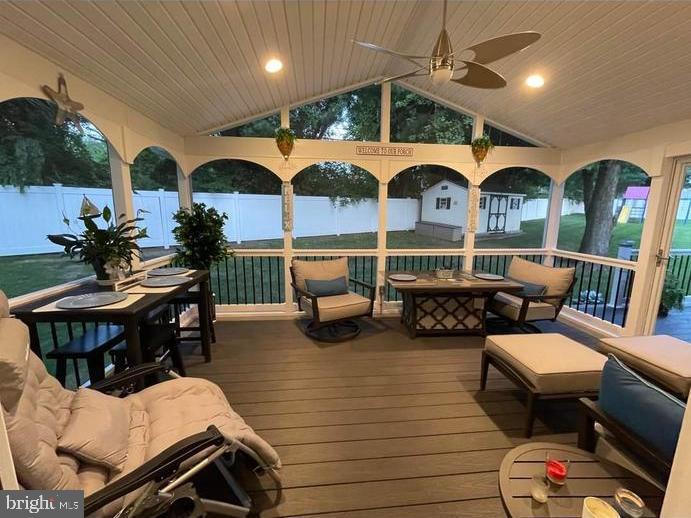 WILLOWBROOK - Residential