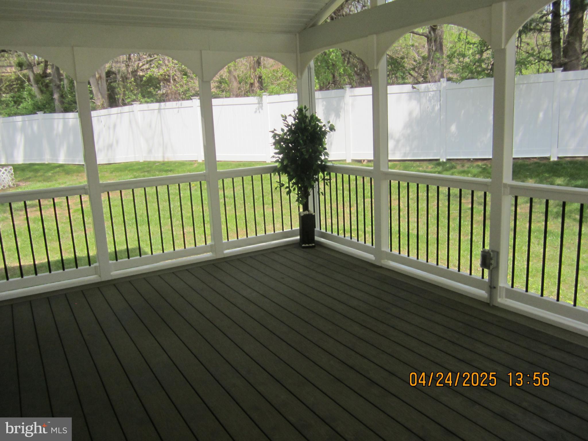 WILLOWBROOK - Residential