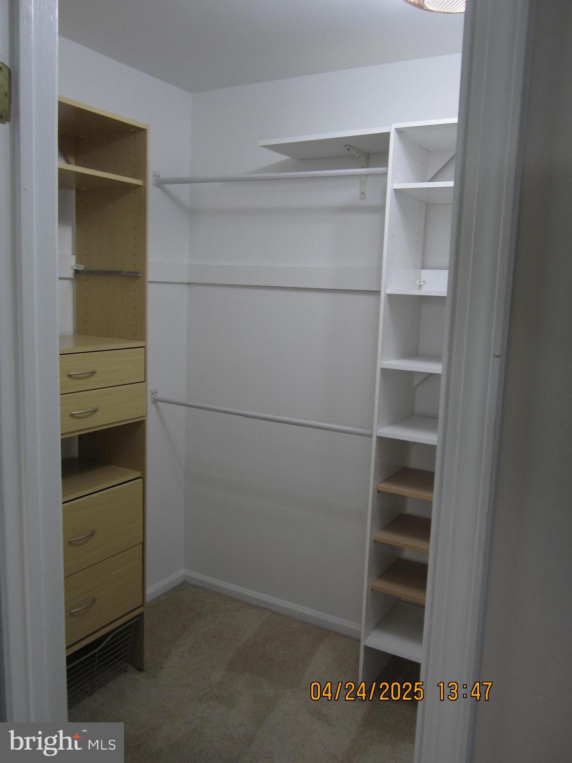 WILLOWBROOK - Residential