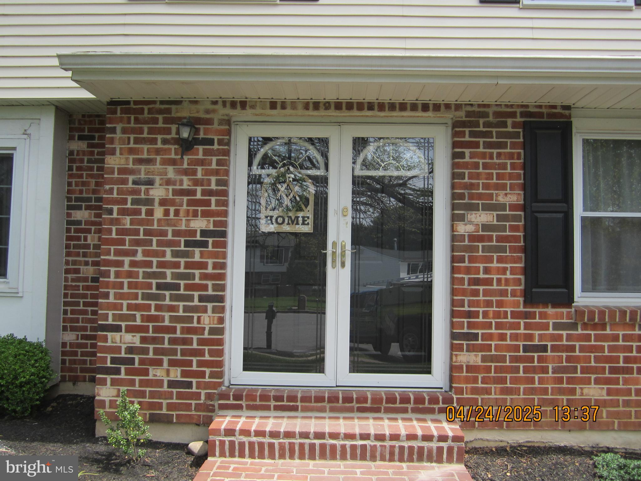 212 EMILY LANE