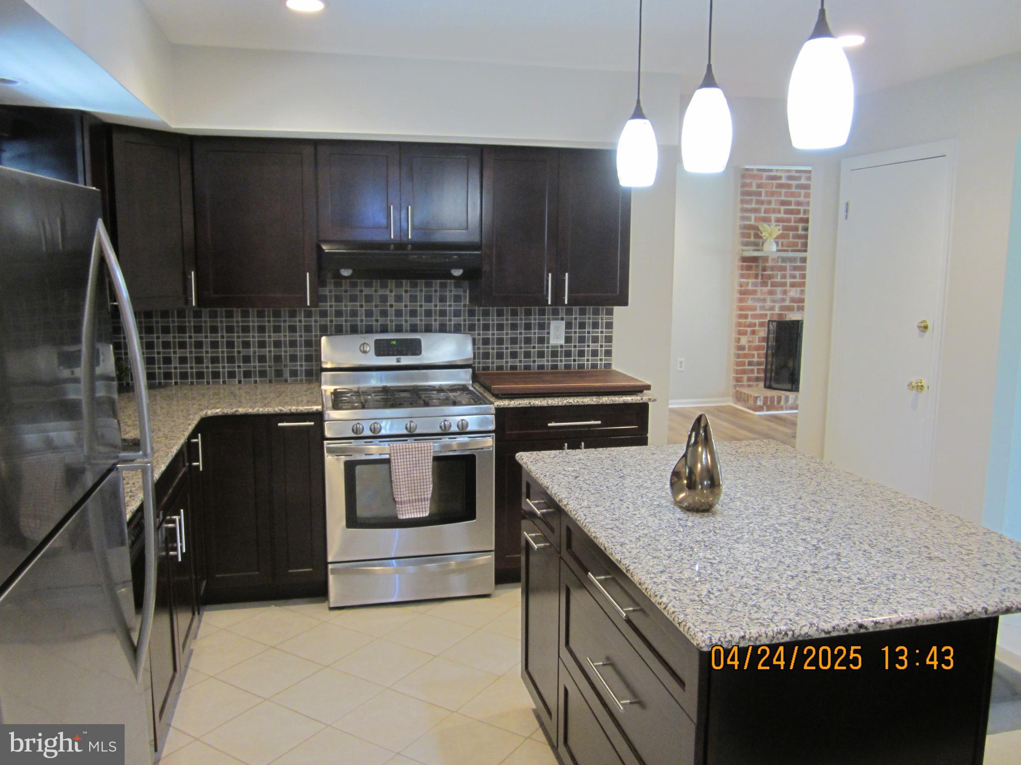 WILLOWBROOK - Residential