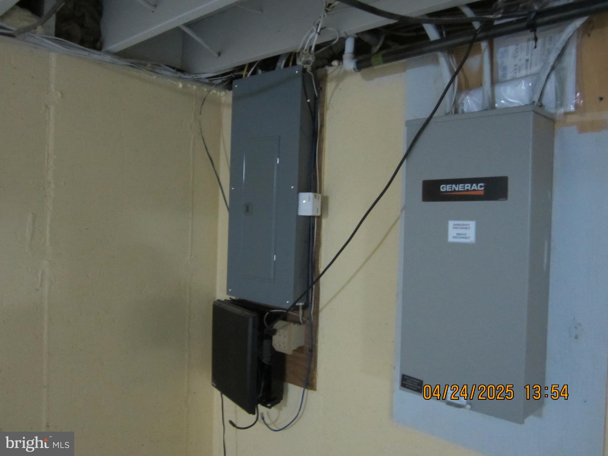 WILLOWBROOK - Residential