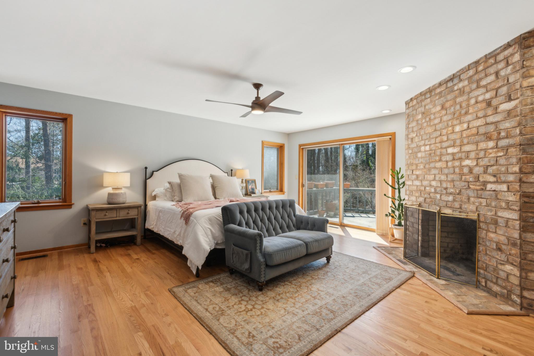 EATONS LANDING - Residential