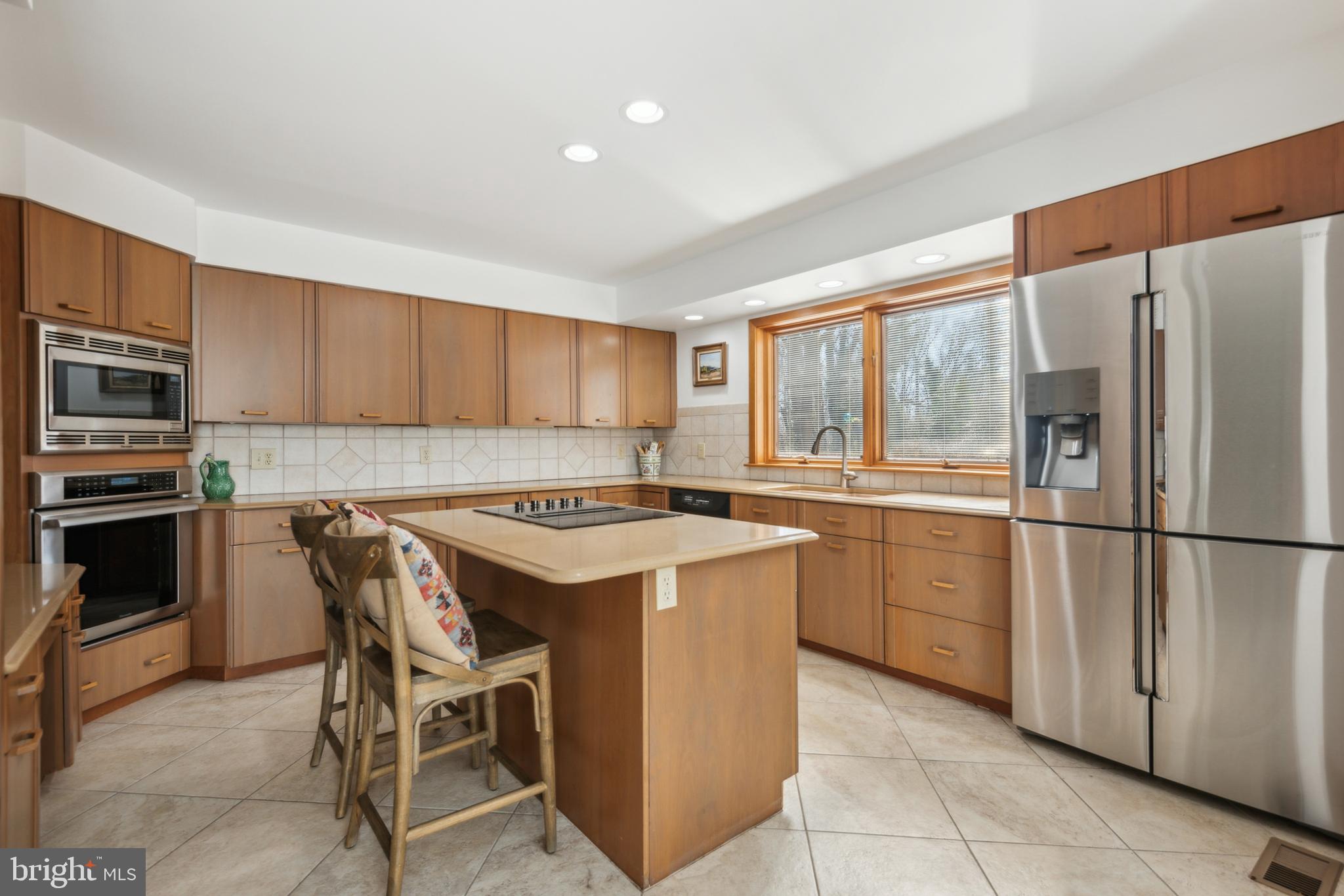 EATONS LANDING - Residential