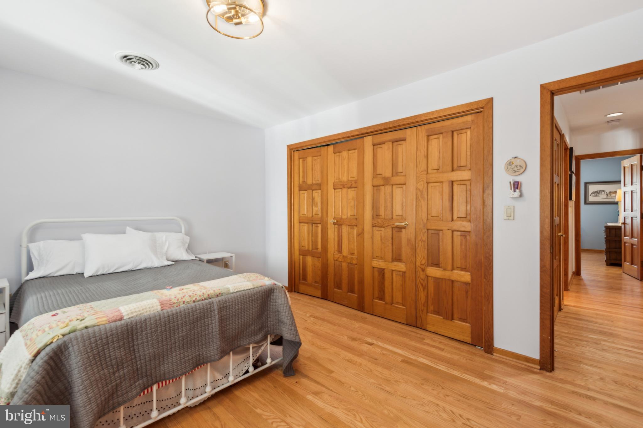 EATONS LANDING - Residential