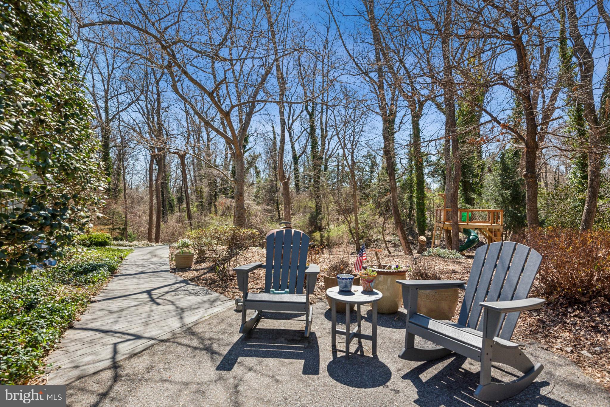 EATONS LANDING - Residential