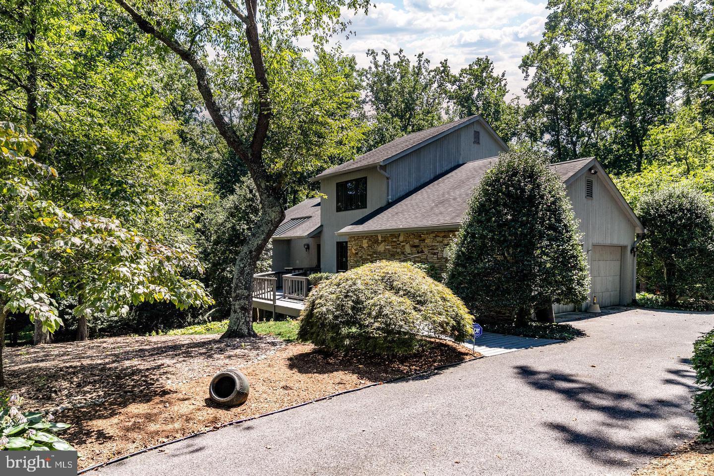 EATONS LANDING - Residential