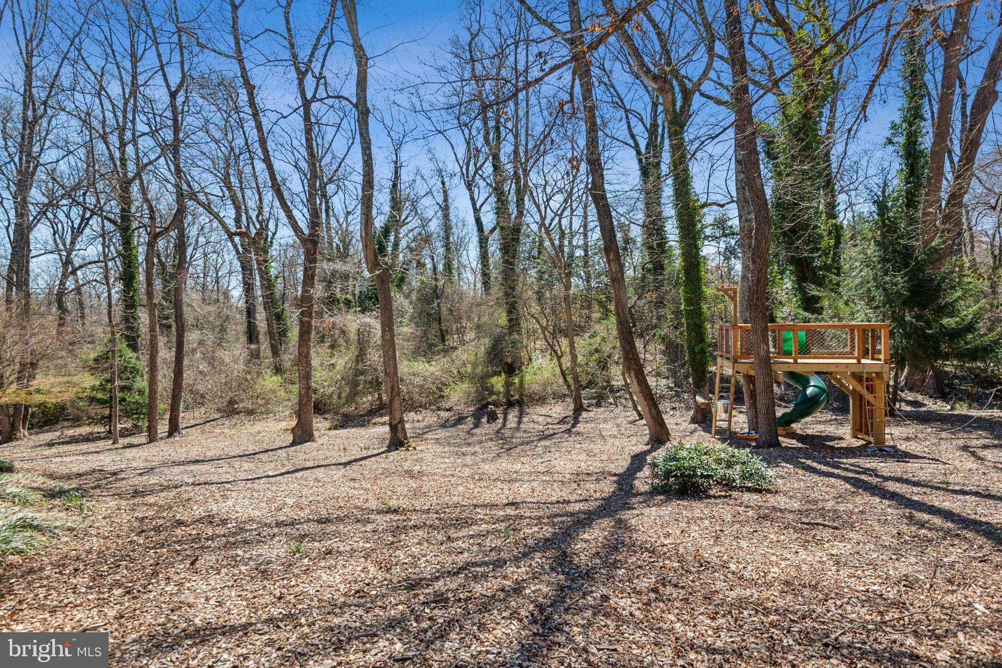 EATONS LANDING - Residential