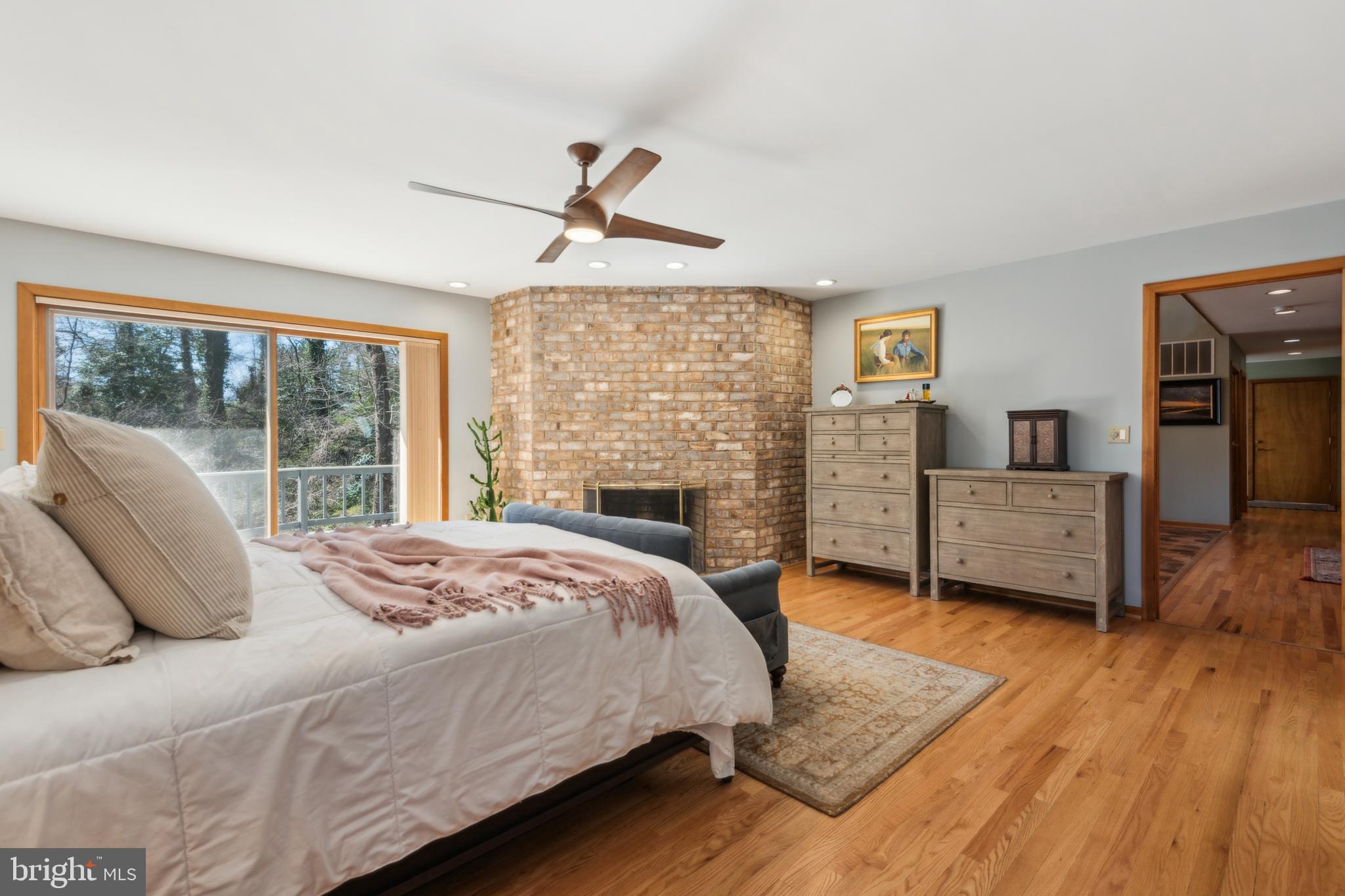 EATONS LANDING - Residential