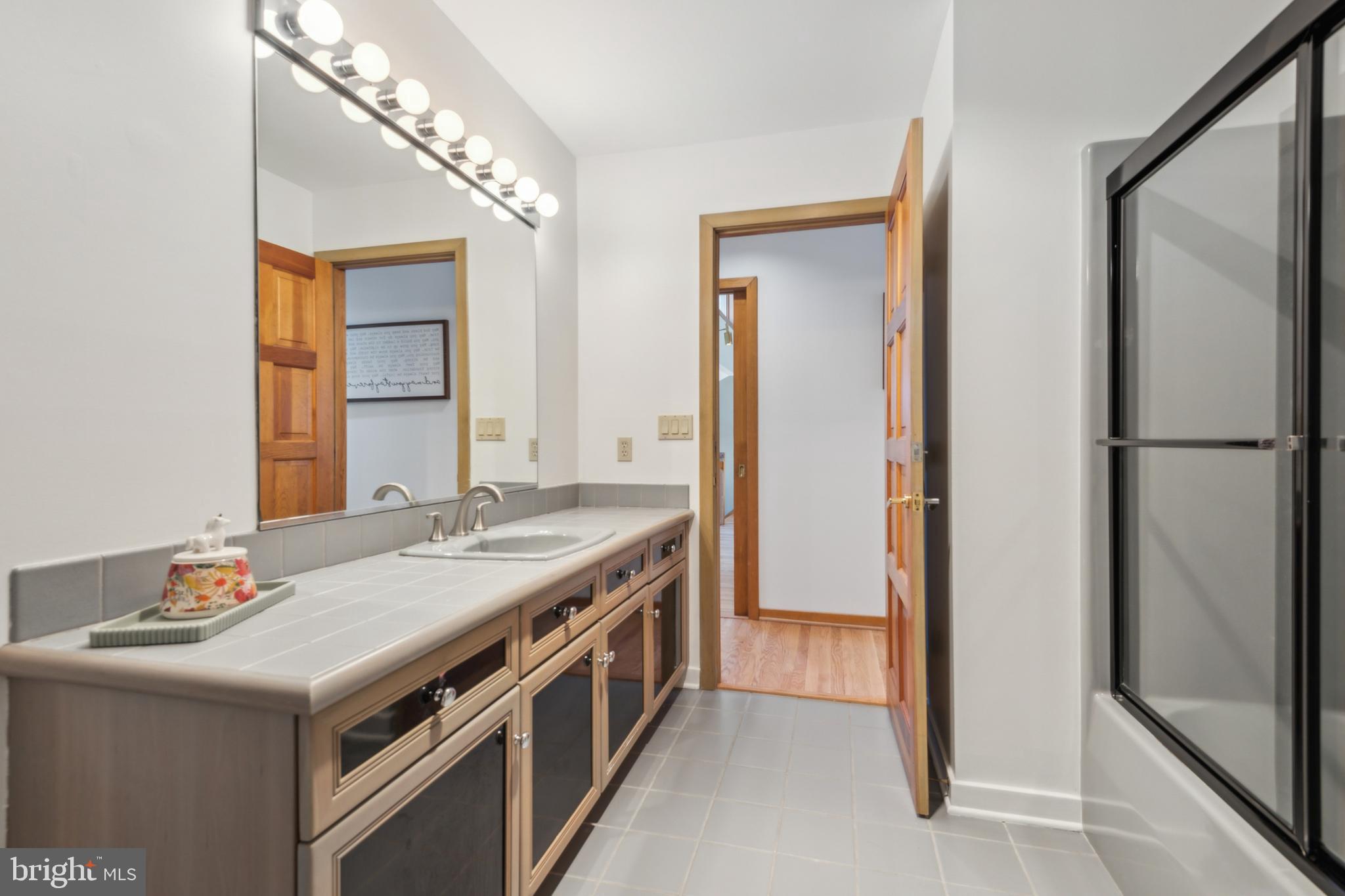 EATONS LANDING - Residential