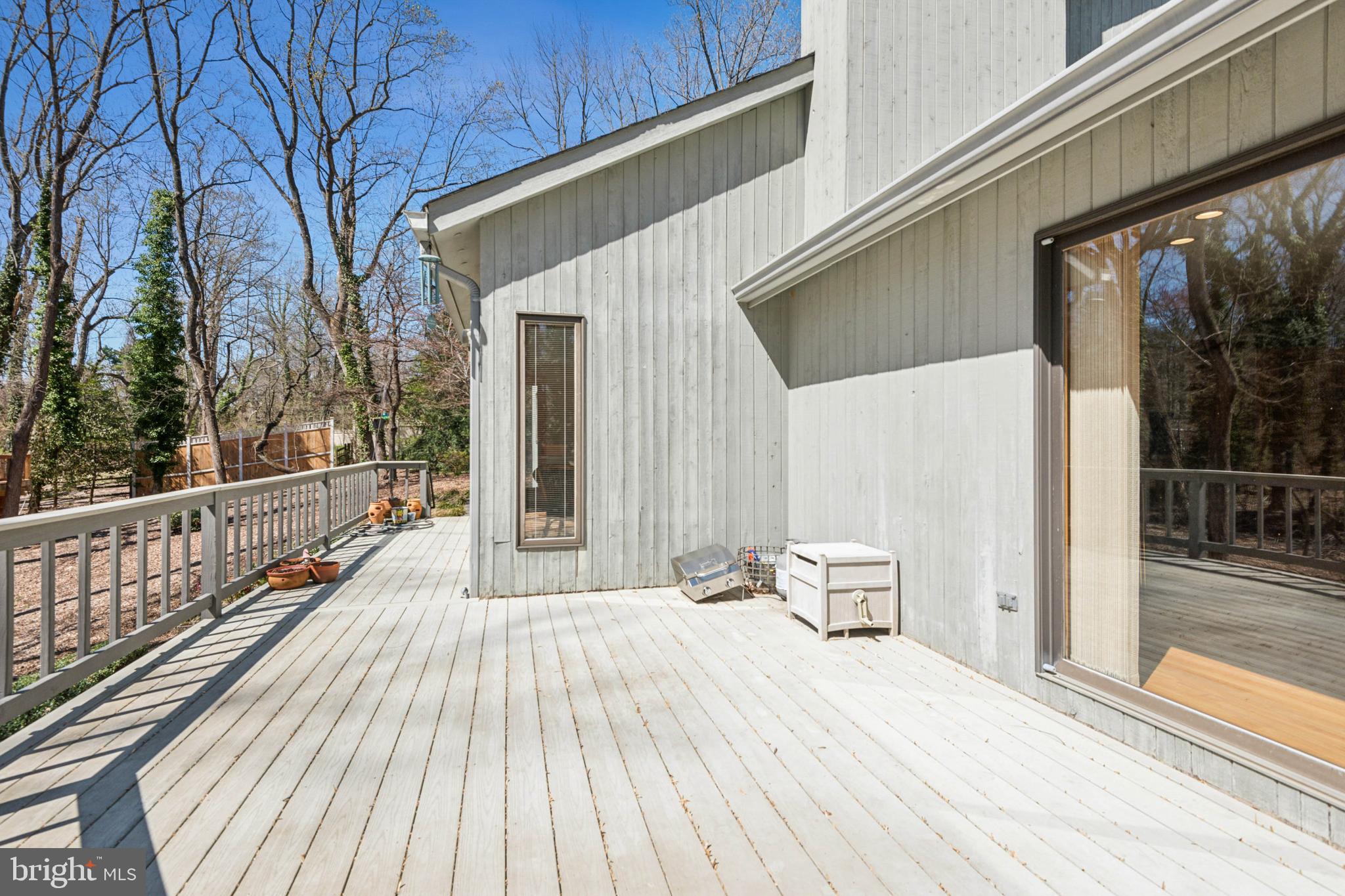 EATONS LANDING - Residential