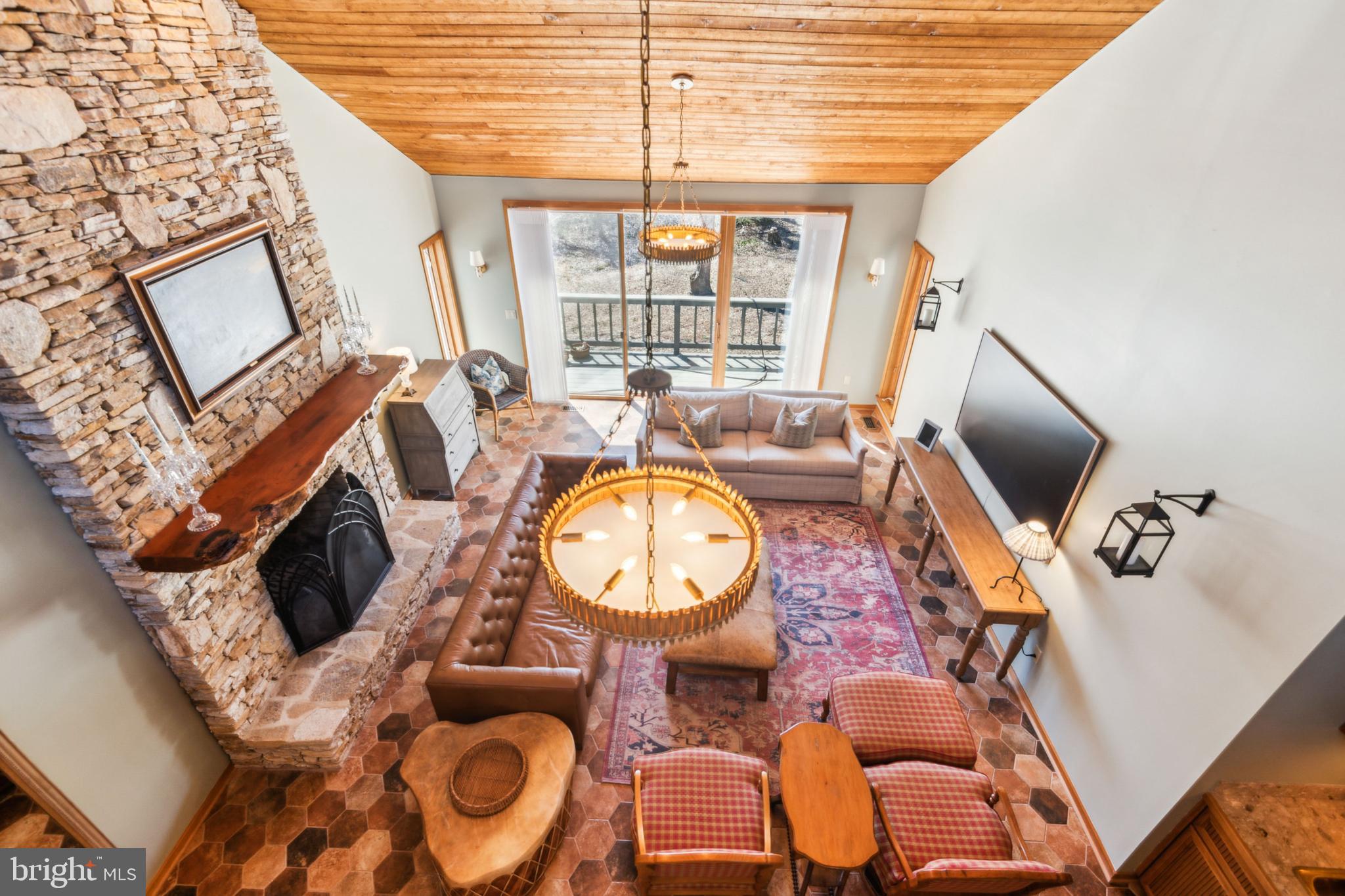 EATONS LANDING - Residential