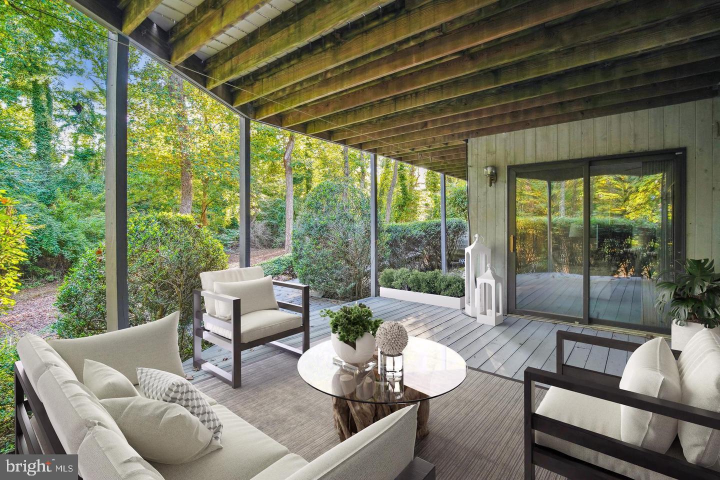 EATONS LANDING - Residential