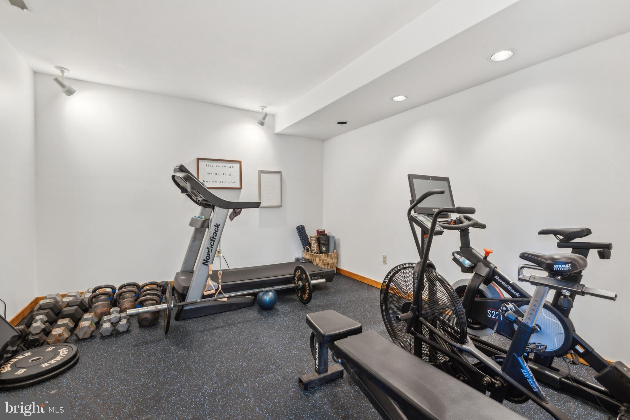 EATONS LANDING - Residential