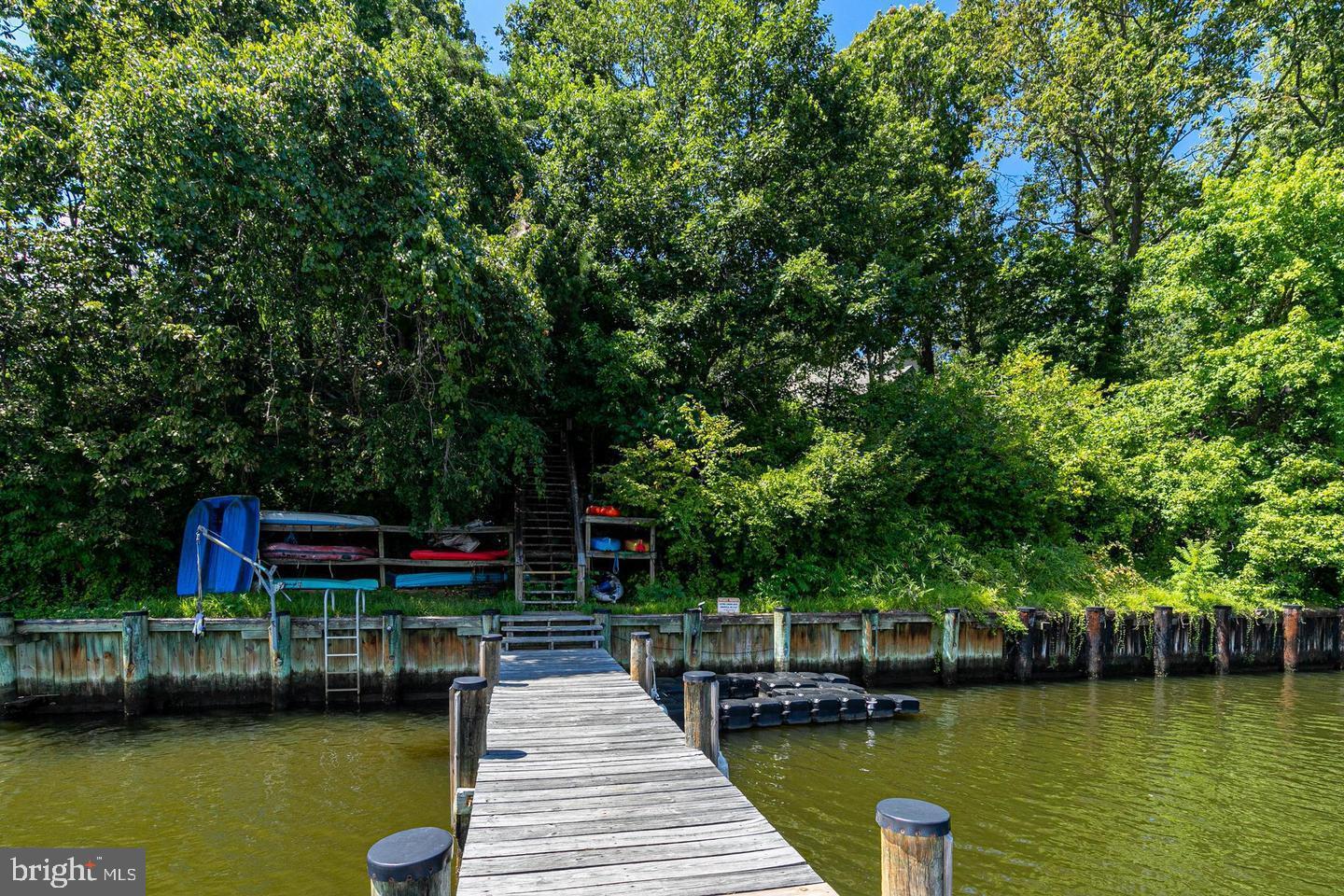 EATONS LANDING - Residential