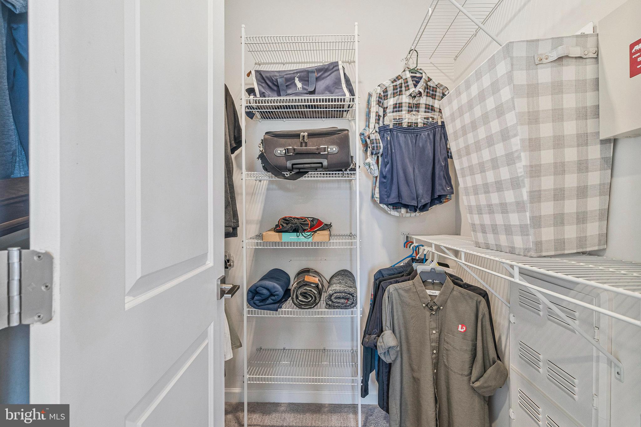 RIDGES AT LOUDOUN VALLEY - Residential