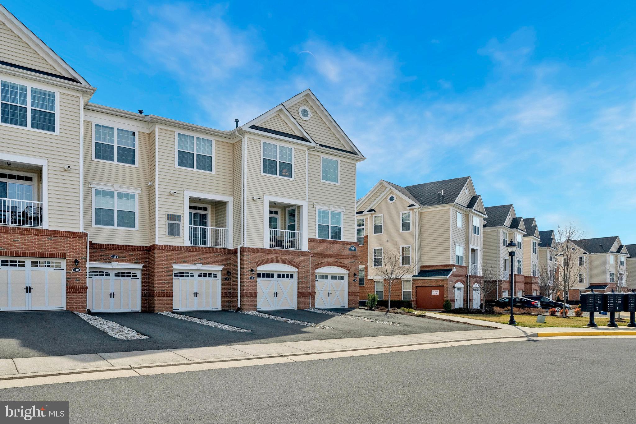 RIDGES AT LOUDOUN VALLEY - Residential