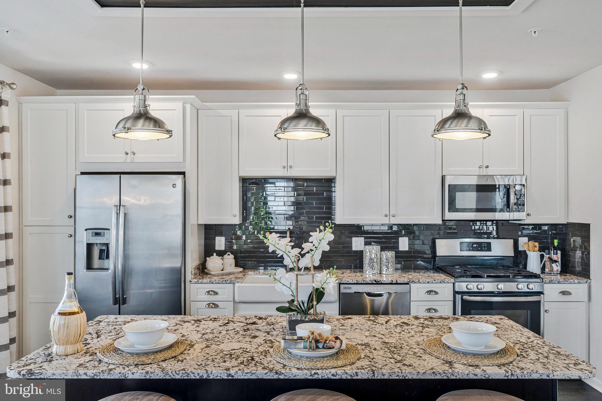 RIDGES AT LOUDOUN VALLEY - Residential