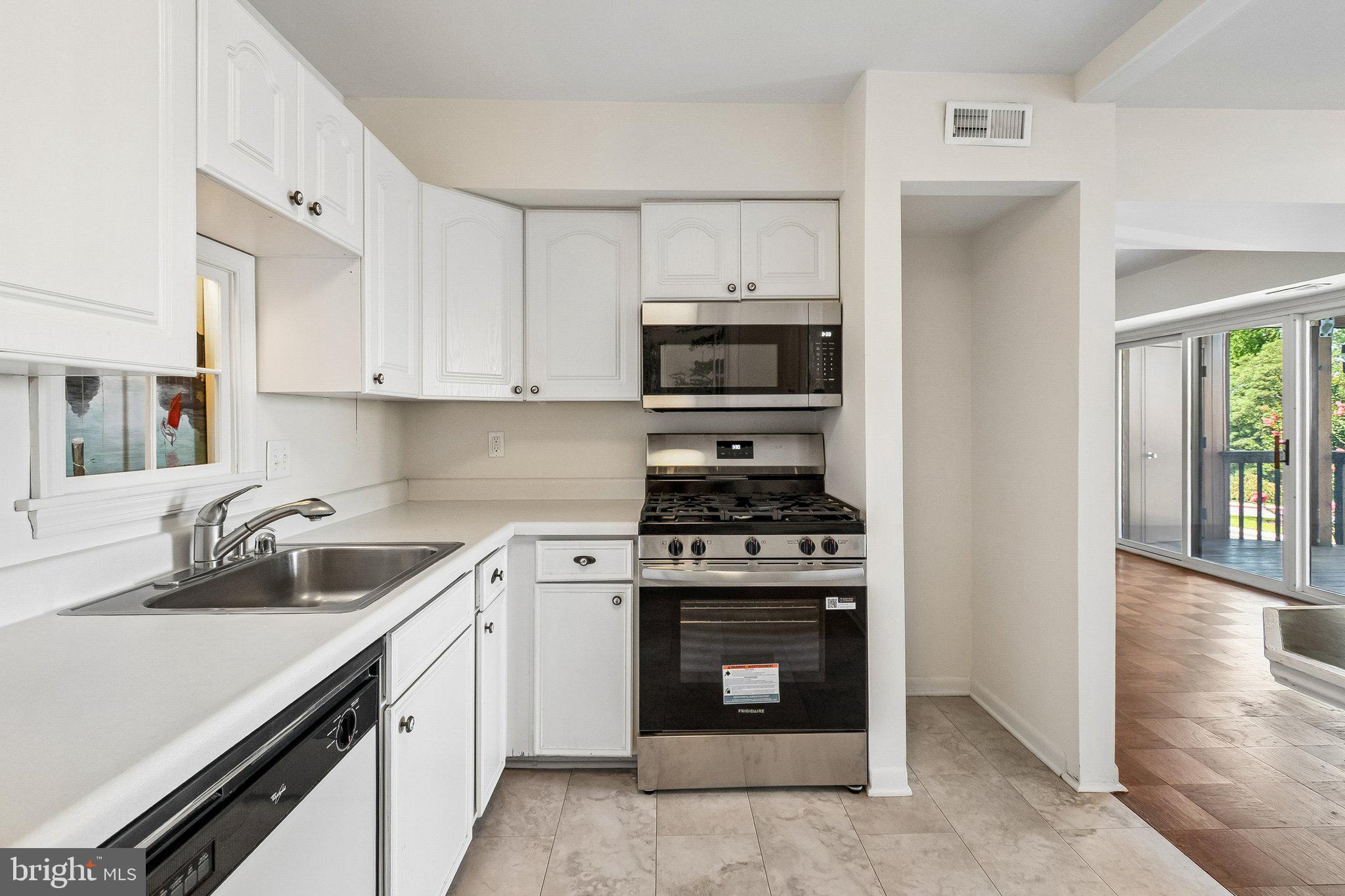 765 FAIRVIEW AVENUE D 765 D