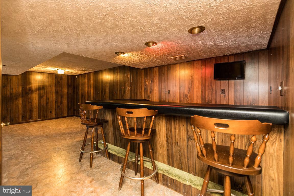 COUNTRY CLUB SOUTH - Residential