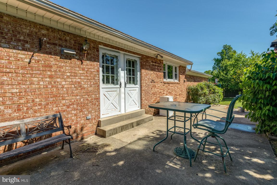 COUNTRY CLUB SOUTH - Residential