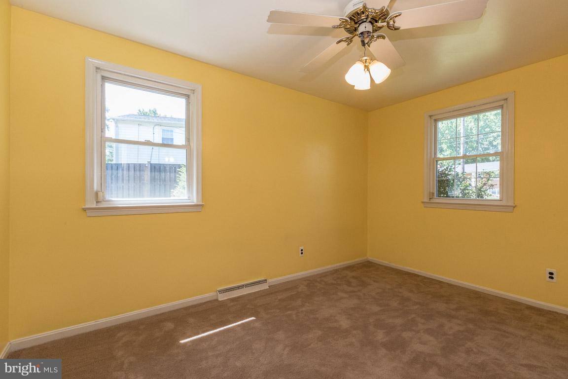 COUNTRY CLUB SOUTH - Residential