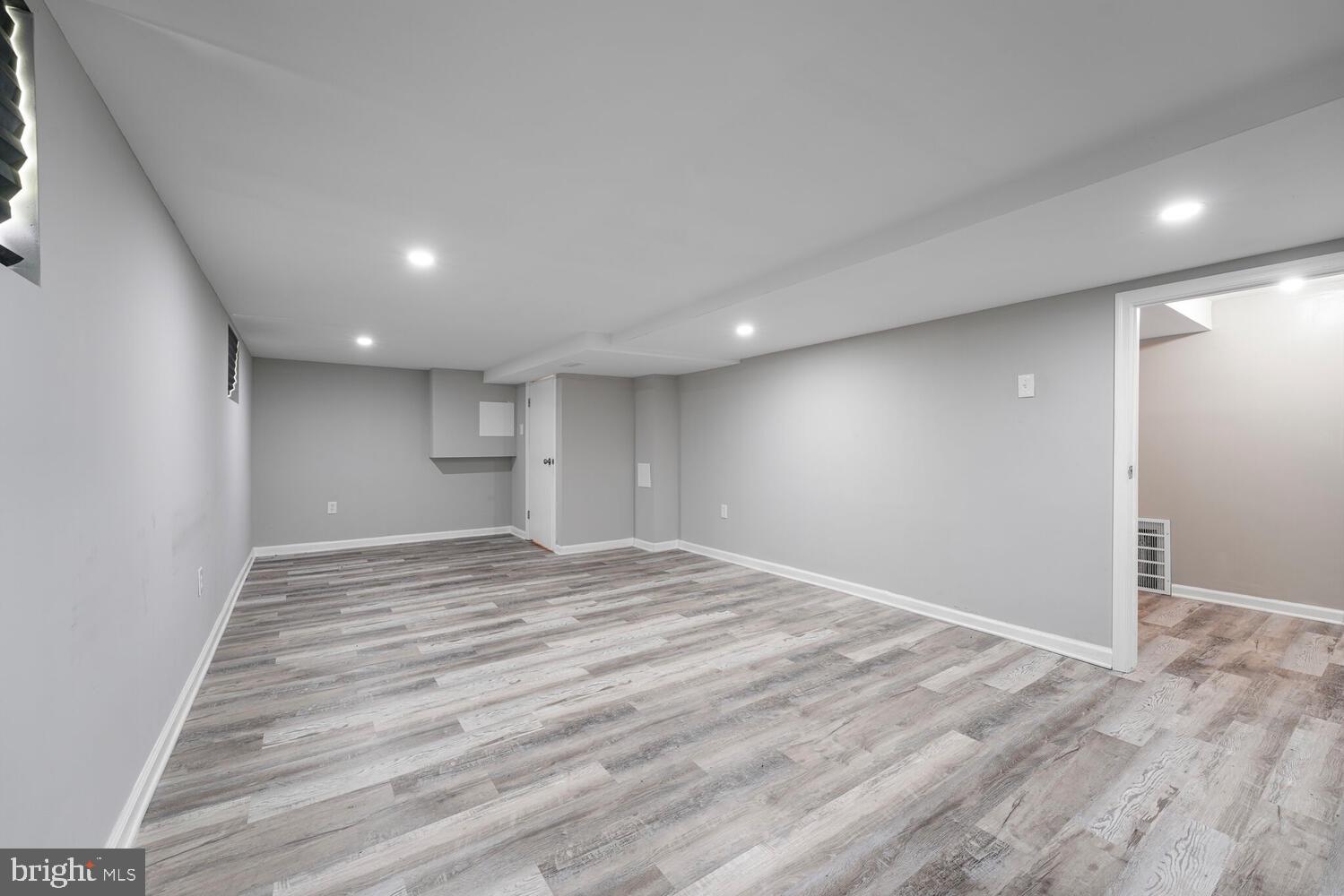 FOREST KNOLLS - Residential